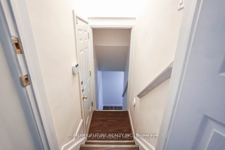 48 Farmcrest Drive Bsmt, Toronto, ON M1T 1B9 photo 3