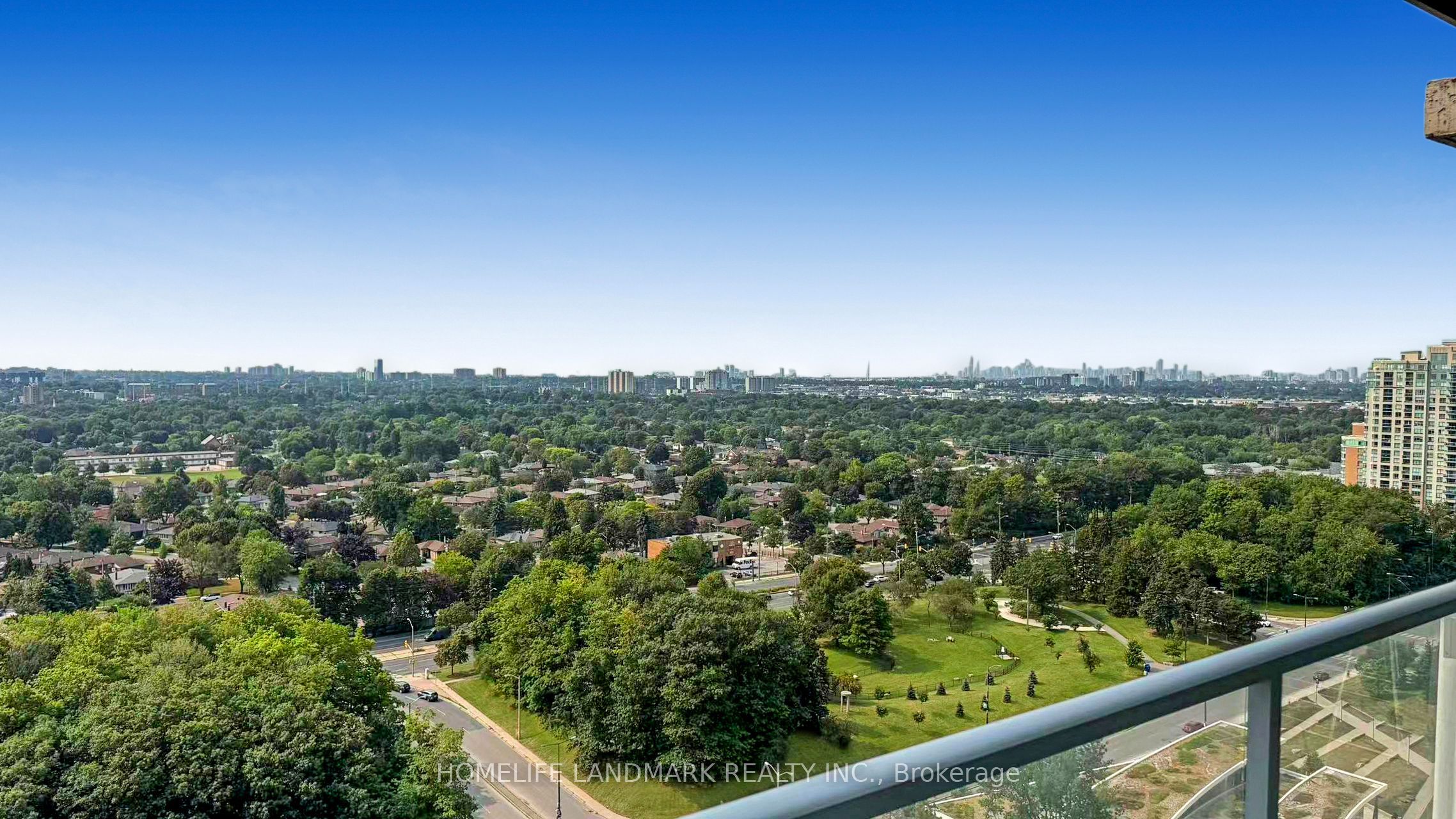 60 Town Centre Court 2207, Toronto, ON M1P 0B1 photo 2