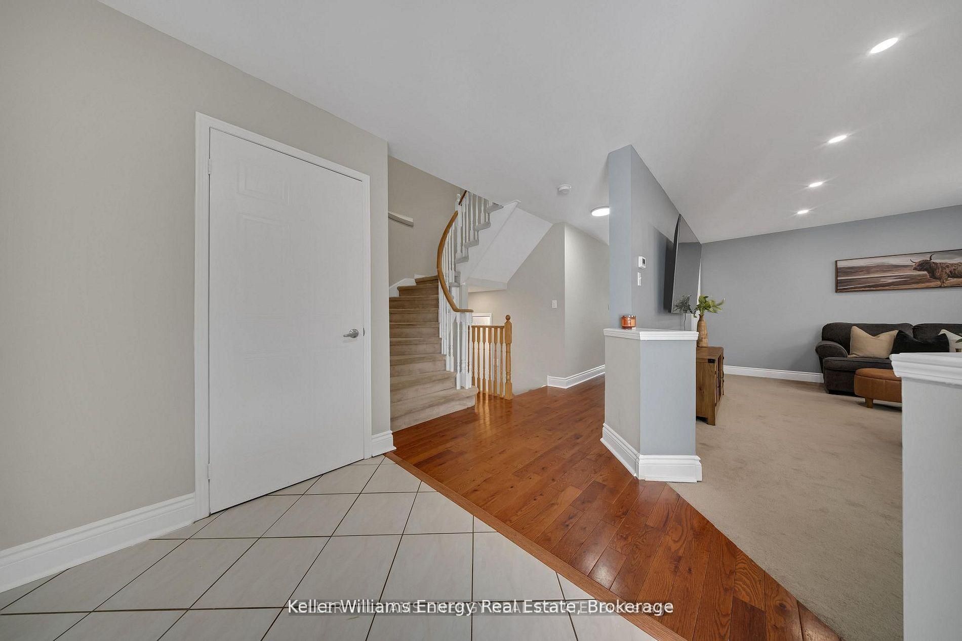 179 Wilkins Crescent, Clarington, ON L1E 3B7 photo 3