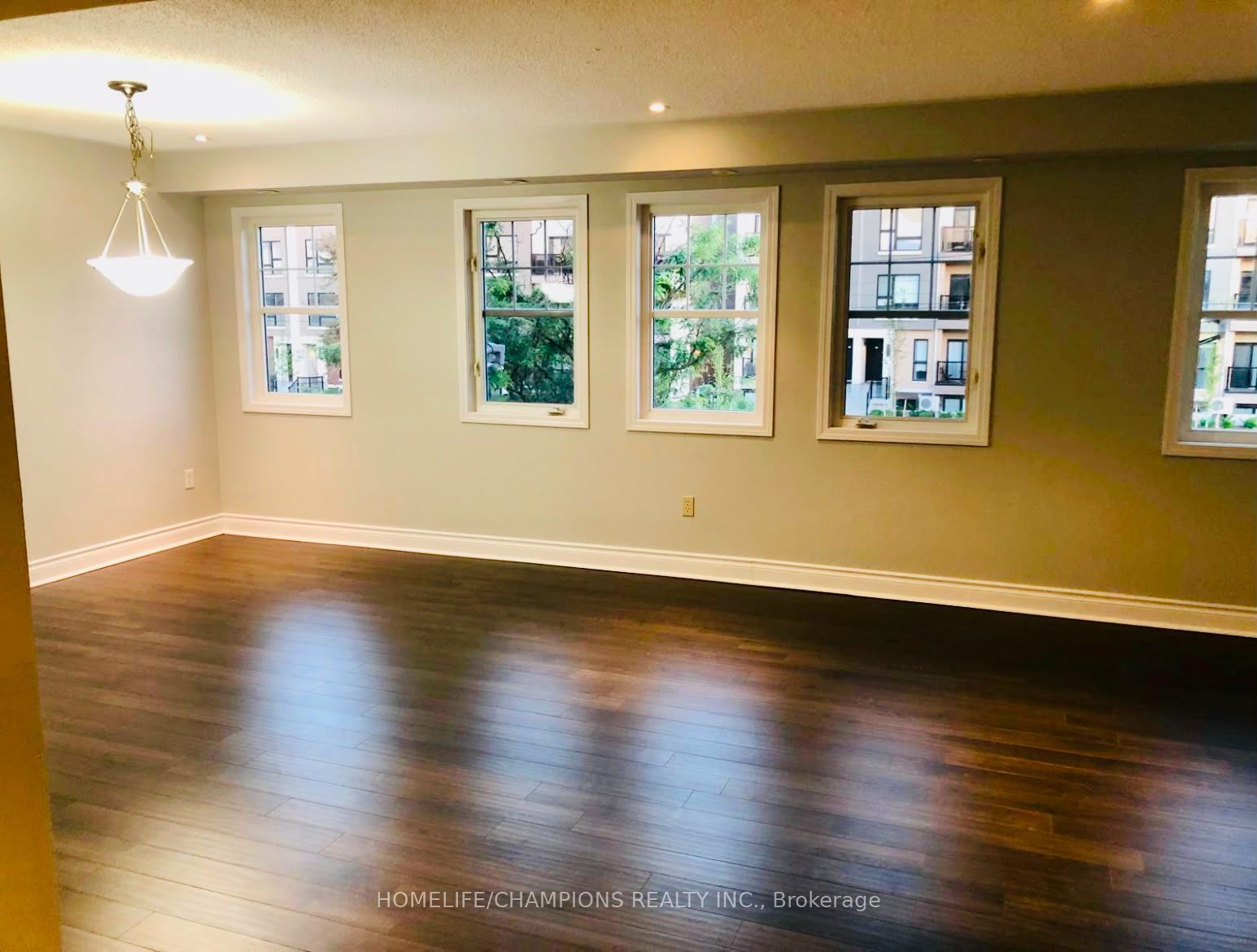8840 Sheppard Avenue E, Toronto, ON M1B 6J4 photo 5