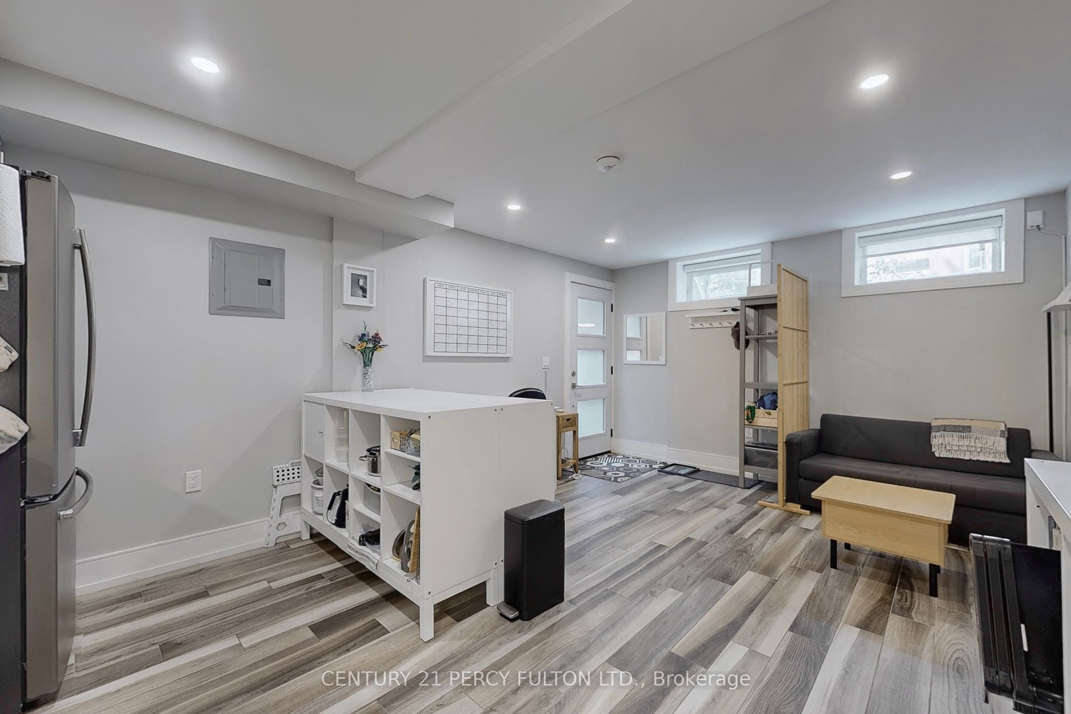 84 Wiley Avenue lower level, Toronto, ON M4J 3W6 photo 3