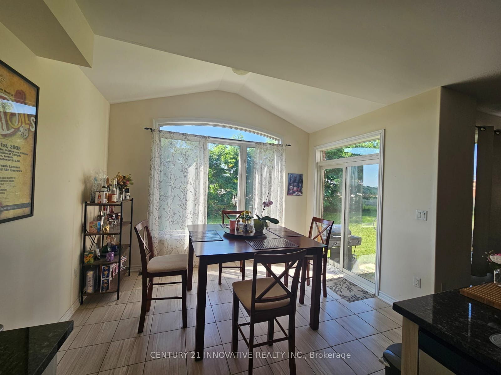 219 Northglen Boulevard, Clarington, ON L1C 0T9 photo 4