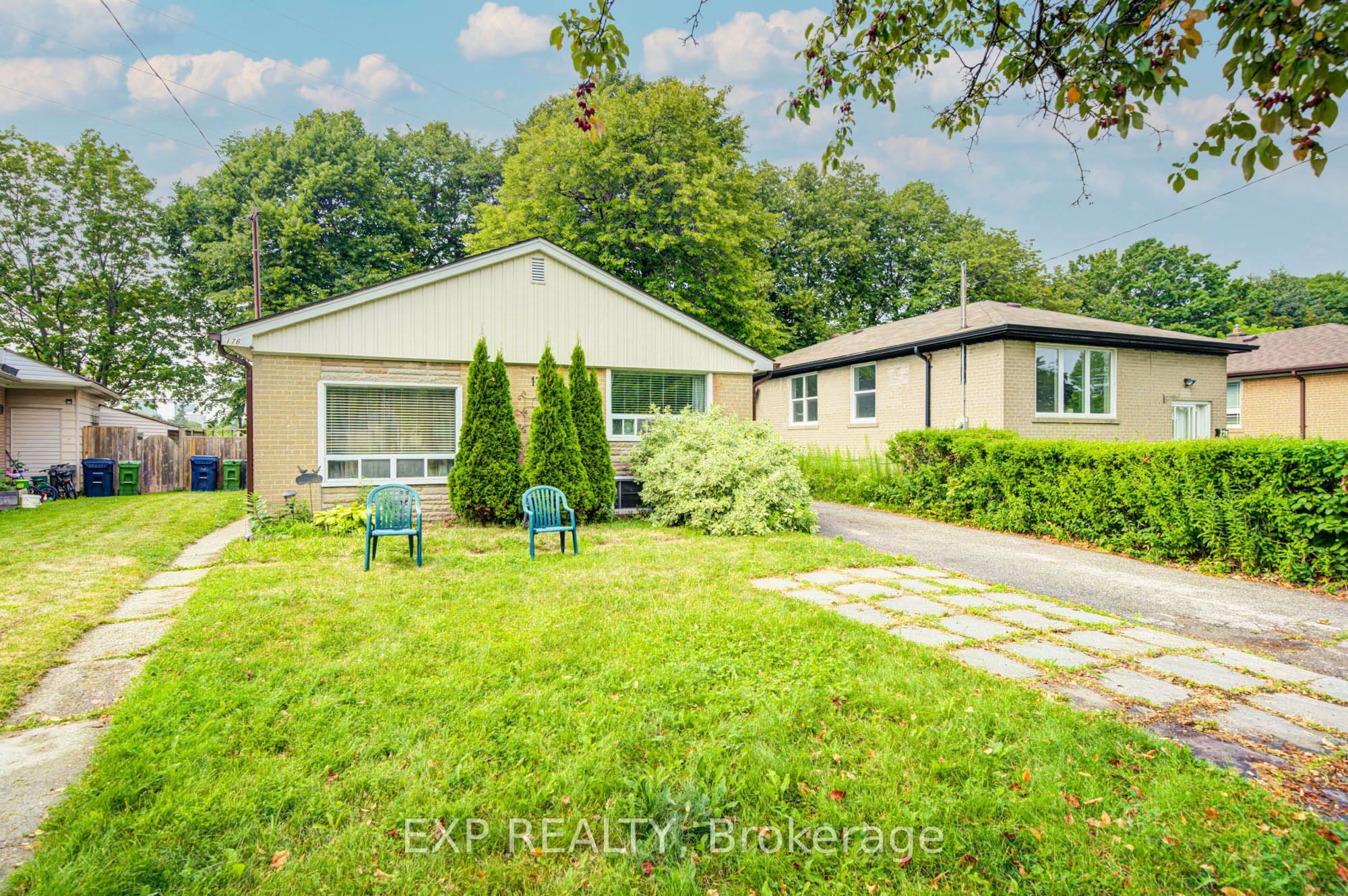 176 Sedgemount Drive, Toronto, ON M1H 1Y2 photo 3