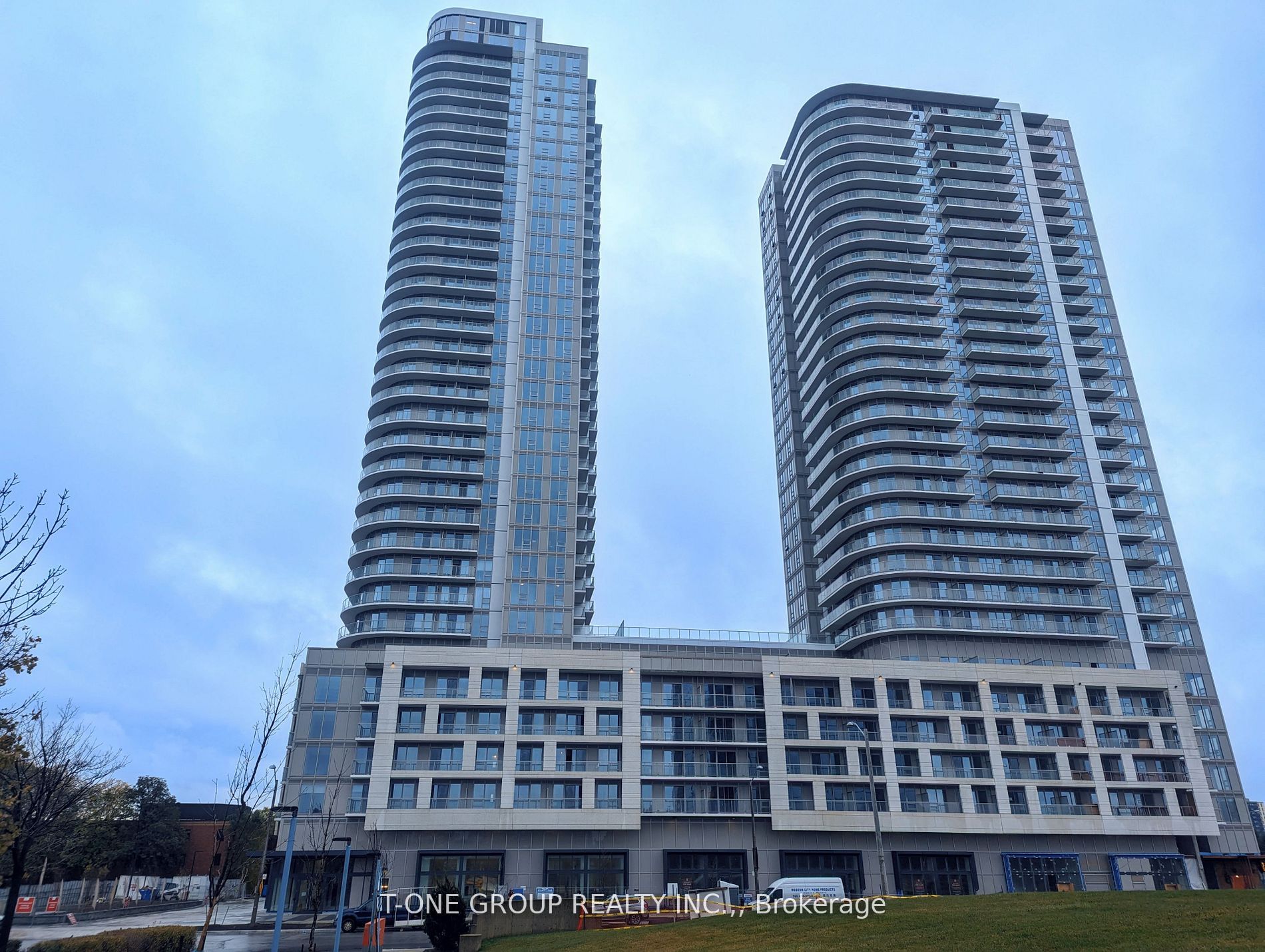 2033 Kennedy Road 1706, Toronto, ON M1T 0V9 photo 2