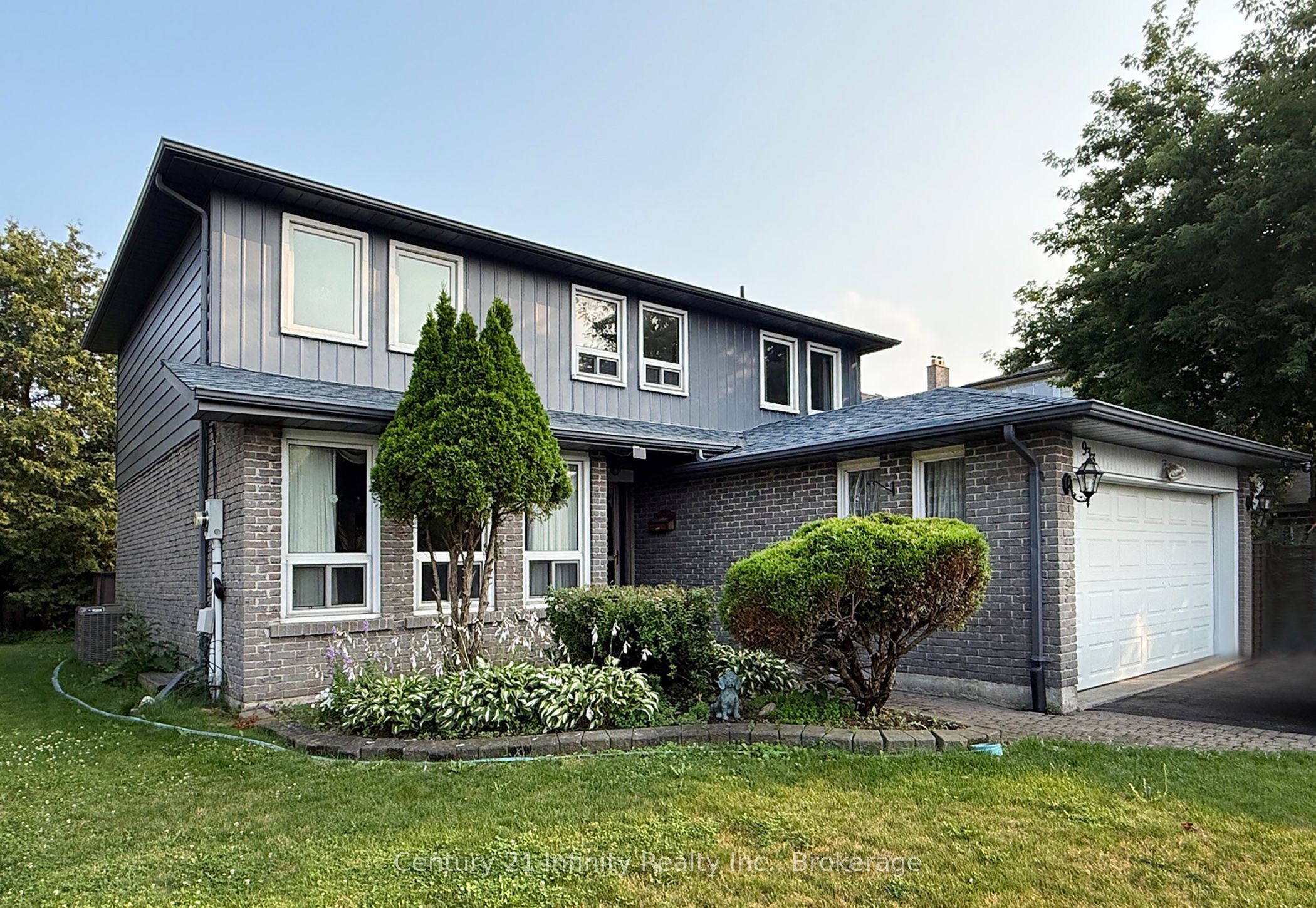 933 Oklahoma Drive, Pickering, ON L1W 3G1 photo 2