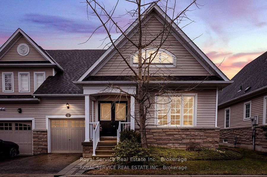 350 Lakebreeze Drive 5, Clarington, ON L1B 0A2