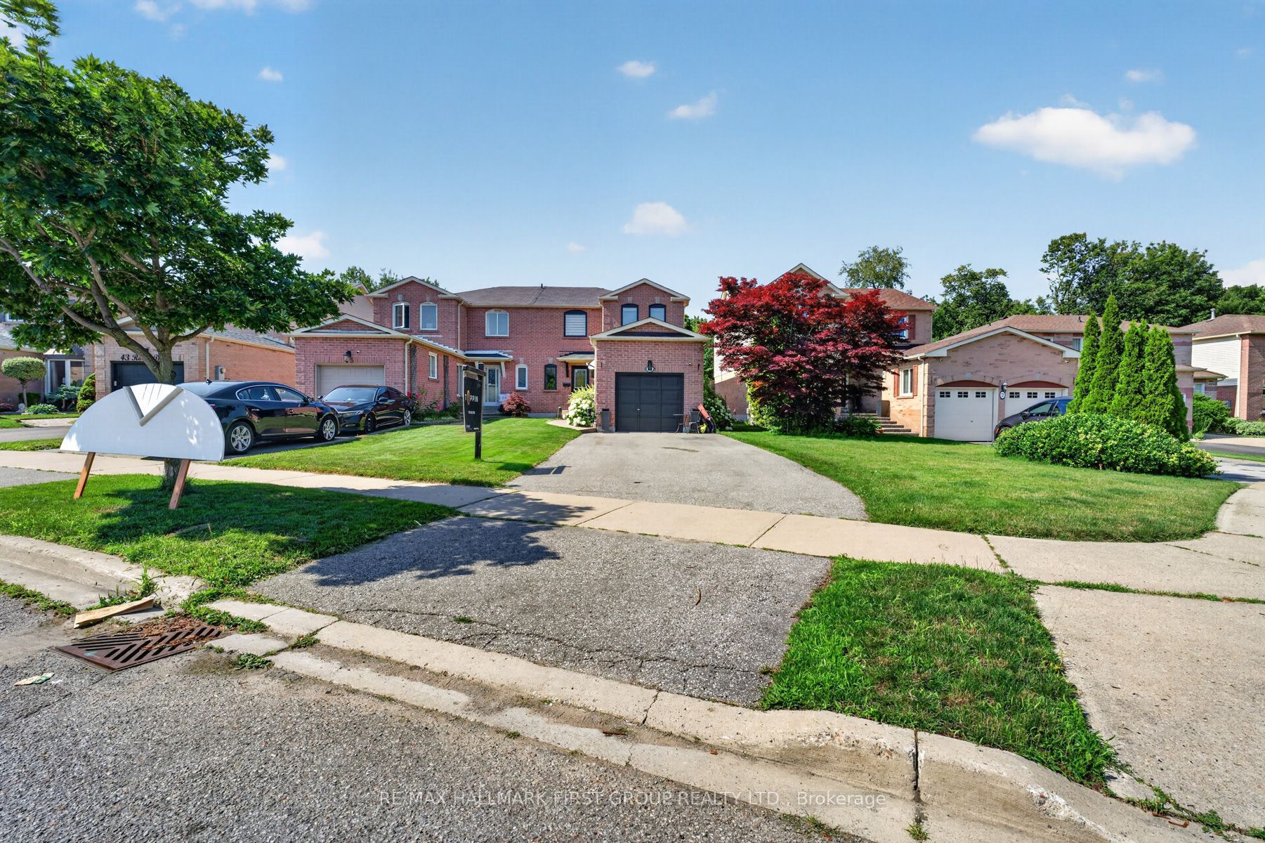 47 Rollo Drive, Ajax, ON L1S 7E2 photo 2