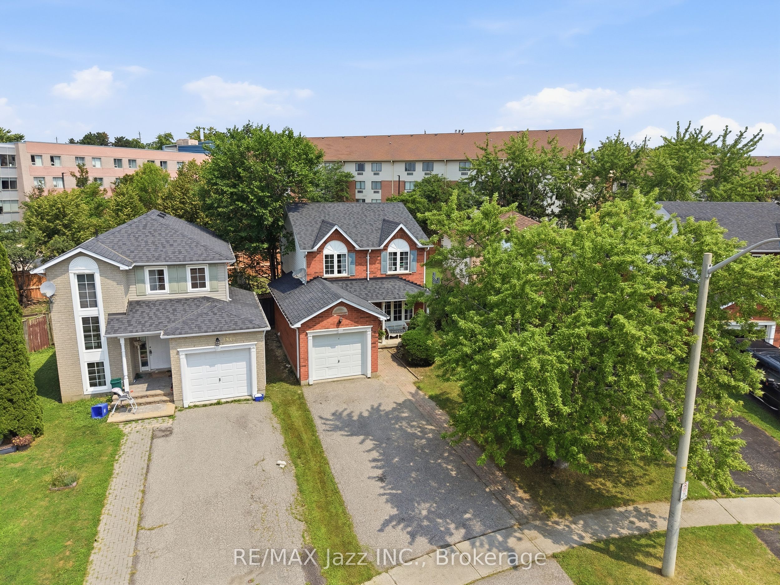 1855 Dalhousie Crescent, Oshawa, ON L1G 8C5 photo 2