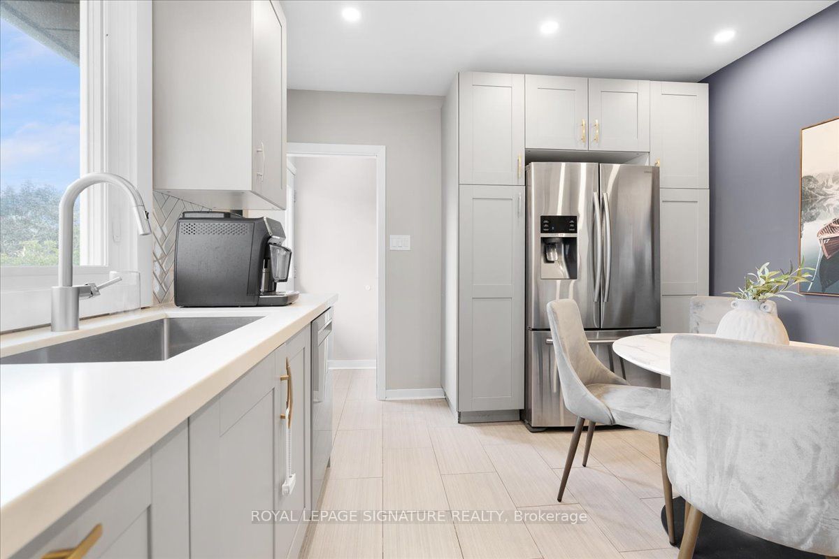 1 Westcroft Drive, Toronto, ON M1E 3A2 photo 3