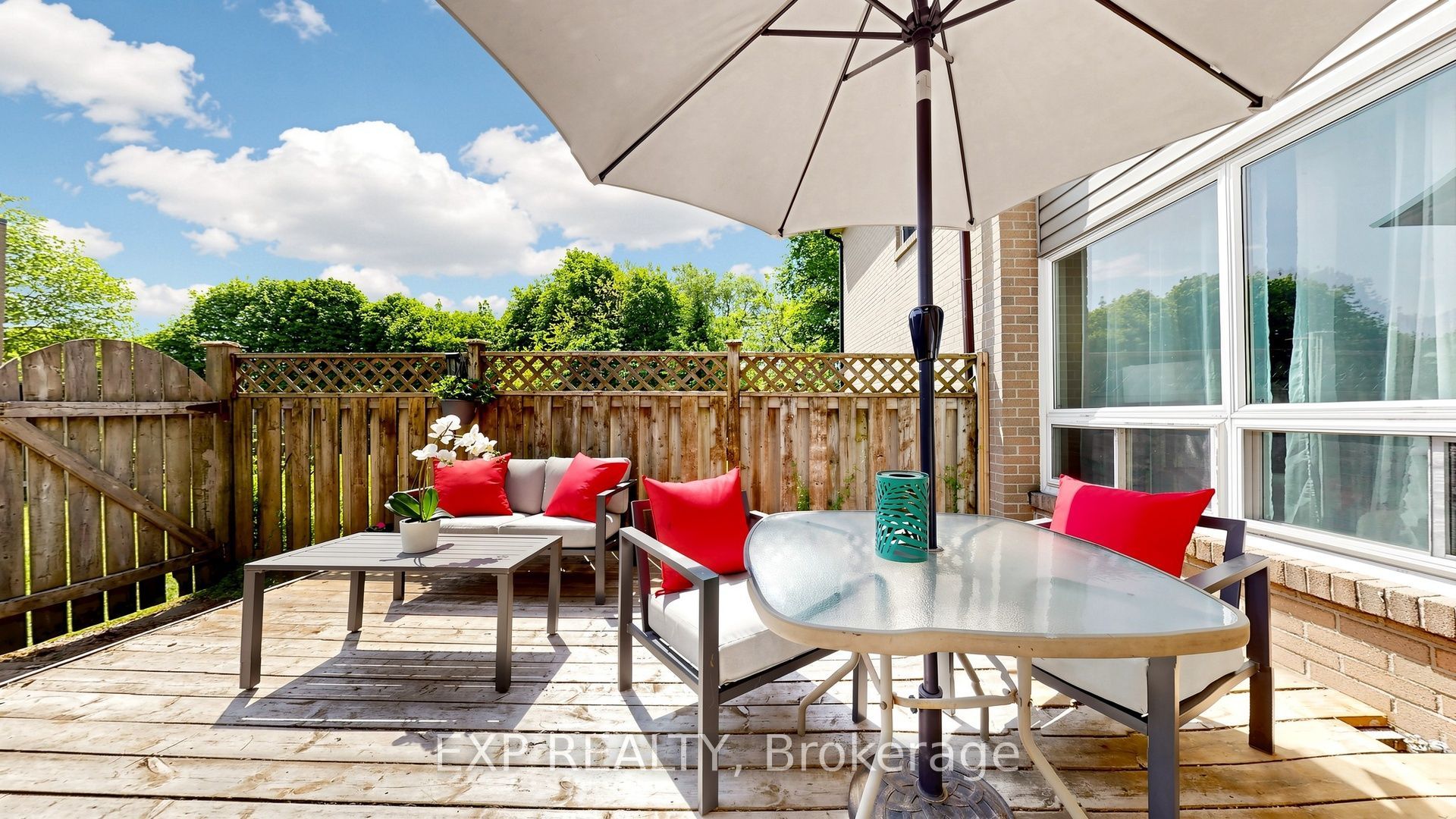 1235 Radom Street, Pickering, ON L1W 1J3