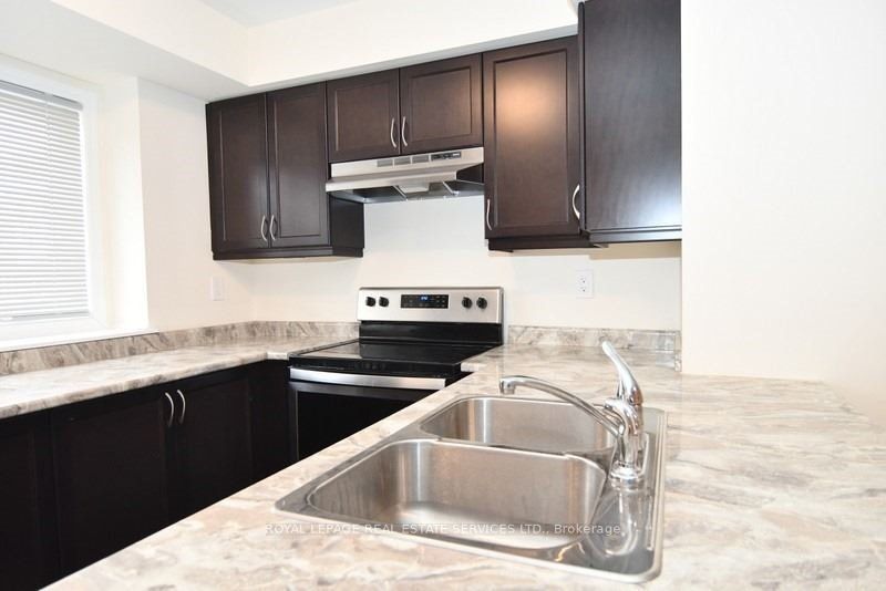 90 Howe Street, Toronto, ON M1L 0J4 photo 4
