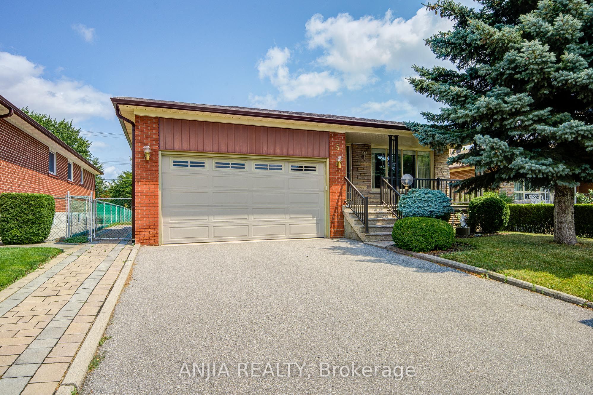 5 Brantford Drive, Toronto, ON M1W 1E2 photo 4