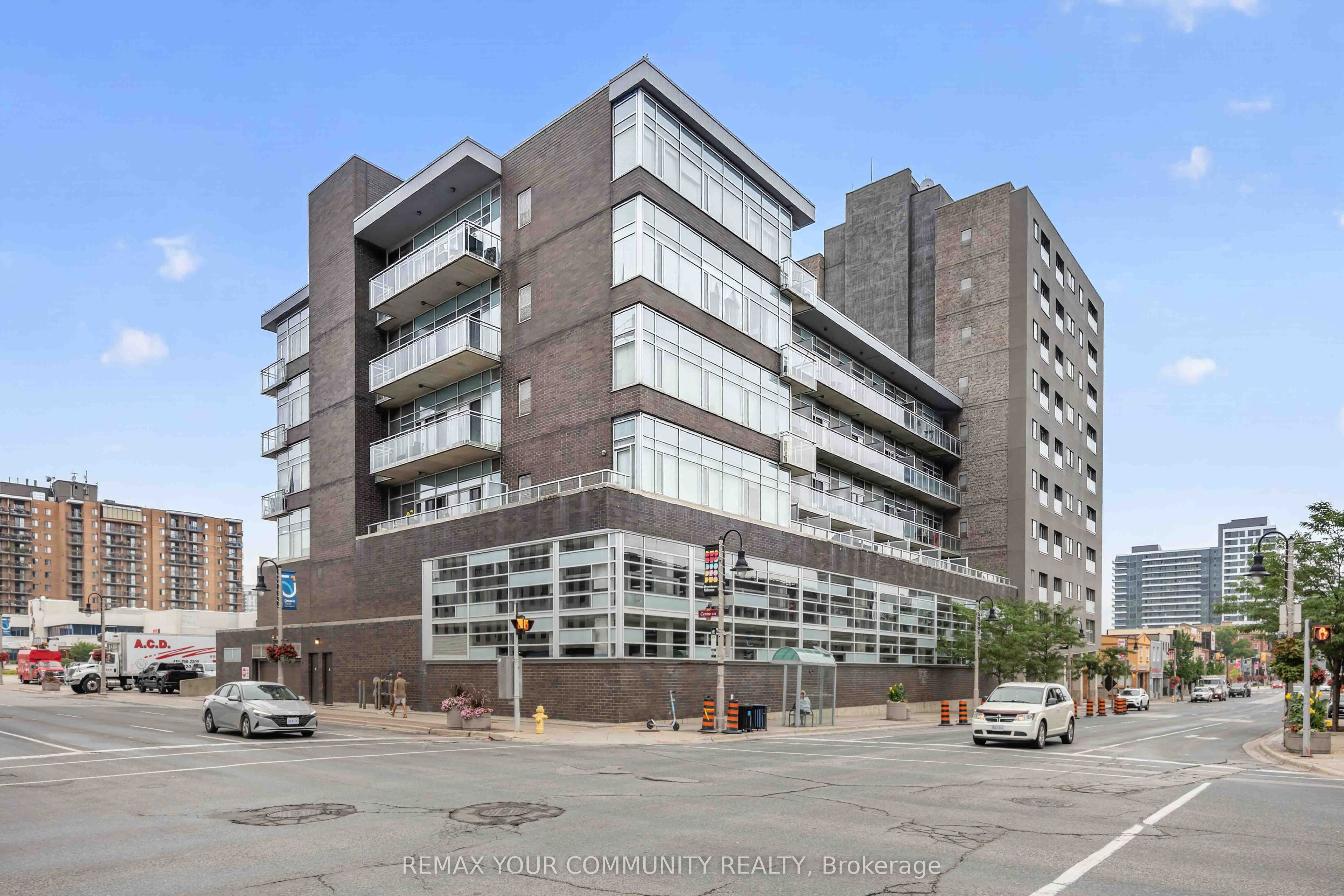 44 Bond Street W 101, Oshawa, ON L1G 6R2