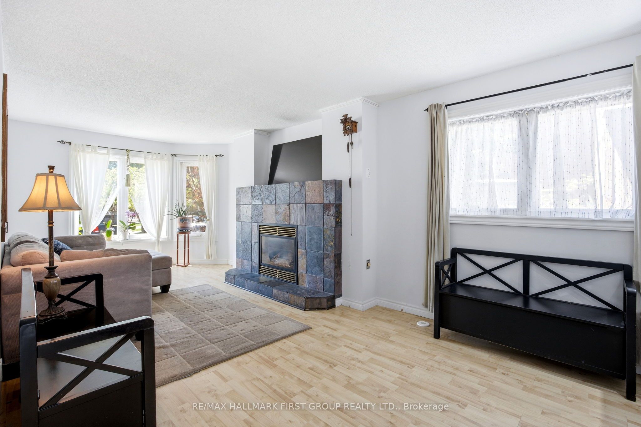 11 Bowers Court, Ajax, ON L1T 2L6 photo 5
