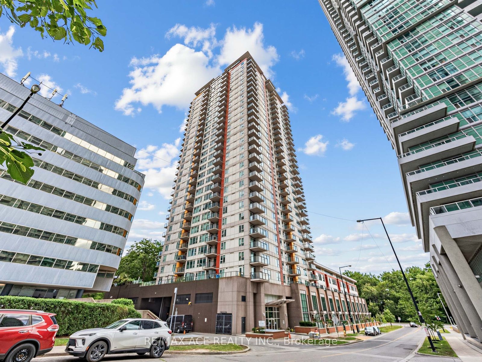 25 Town Centre Court 808, Toronto, ON M1P 0B4