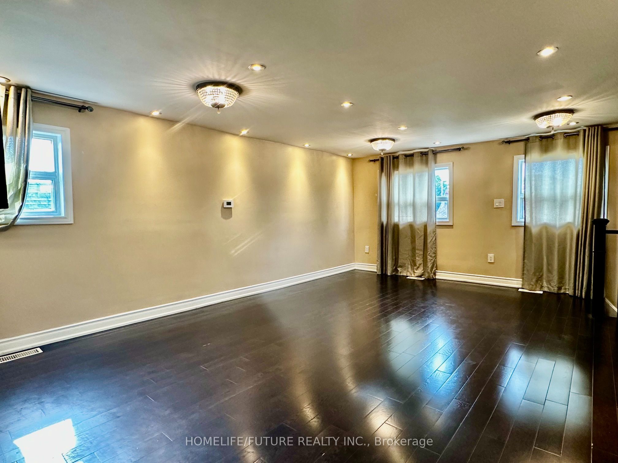 350 Eulalie Avenue, Oshawa, ON L1H 2B8 photo 3