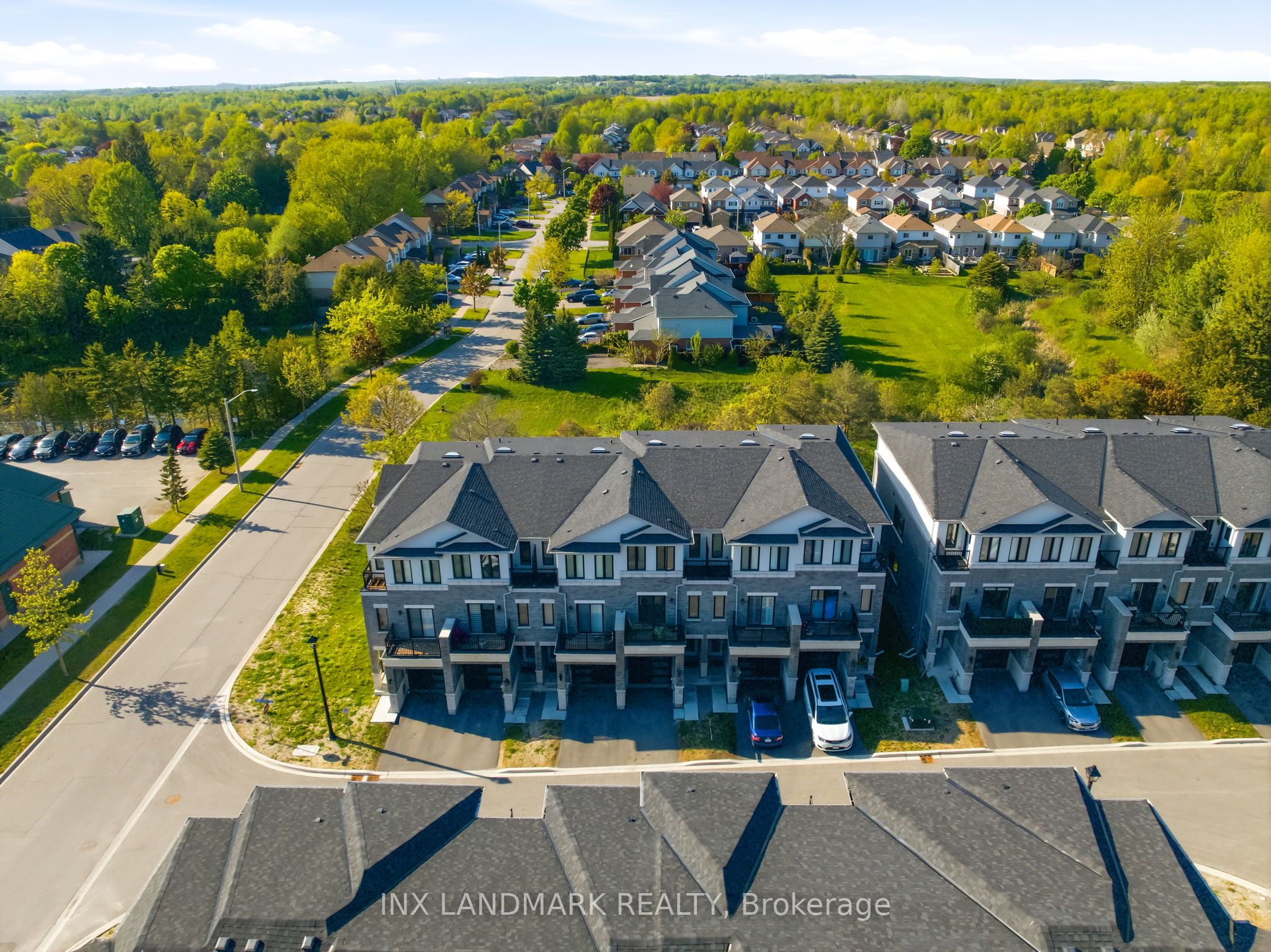 30 Gerry Henry Lane, Clarington, ON L1E 0L8 photo 4