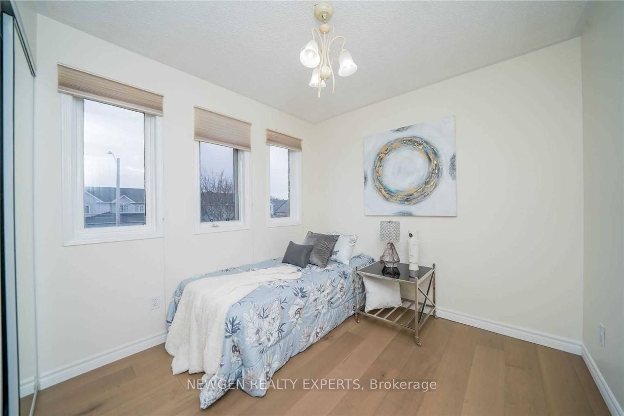 1856 Woodgate Court, Oshawa, ON L1G 7Z2 photo 5