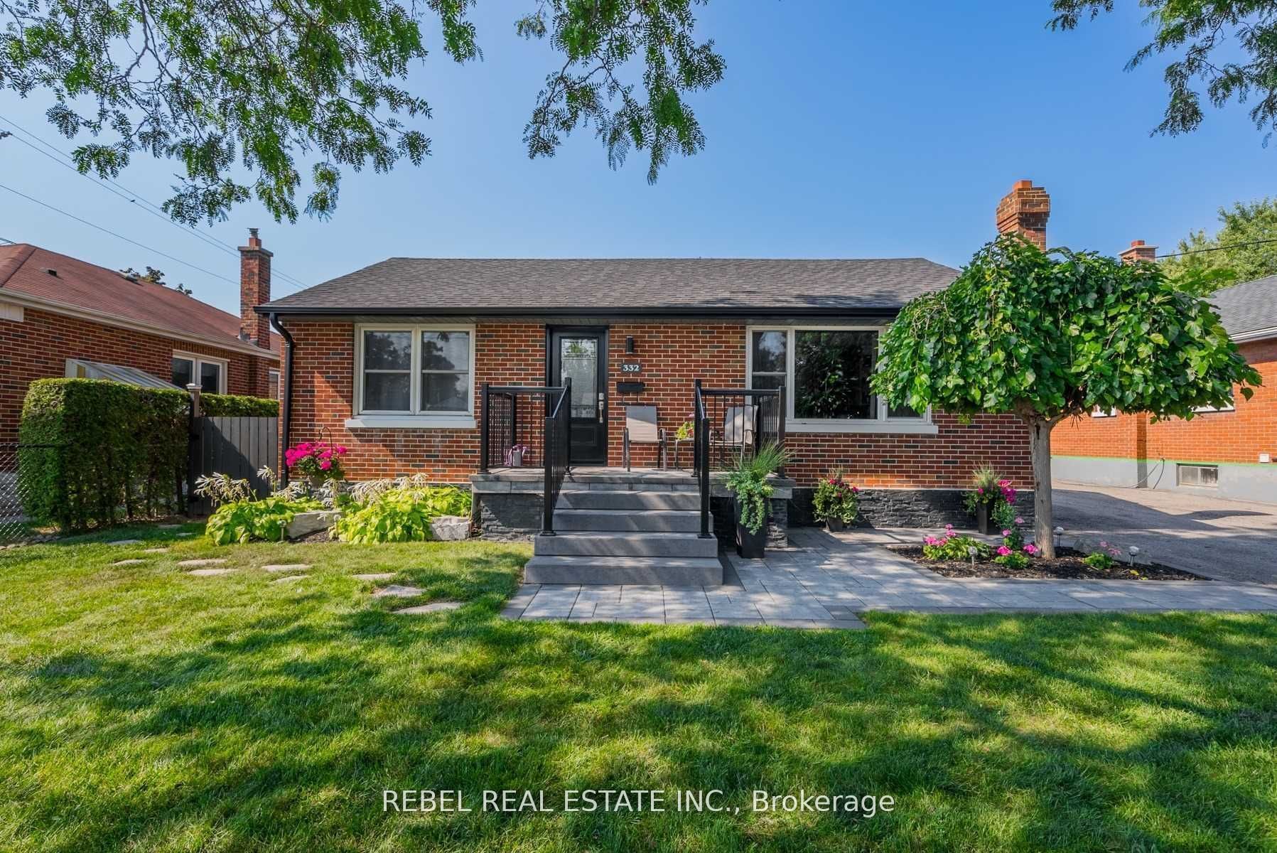 332 Cadillac Avenue S 2, Oshawa, ON L1H 5Z8