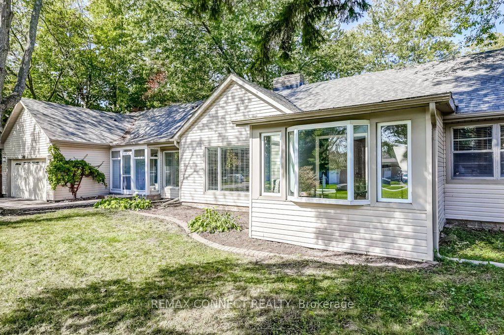 70 Dunstall Crescent, Toronto, ON M1E 3M4 photo 3