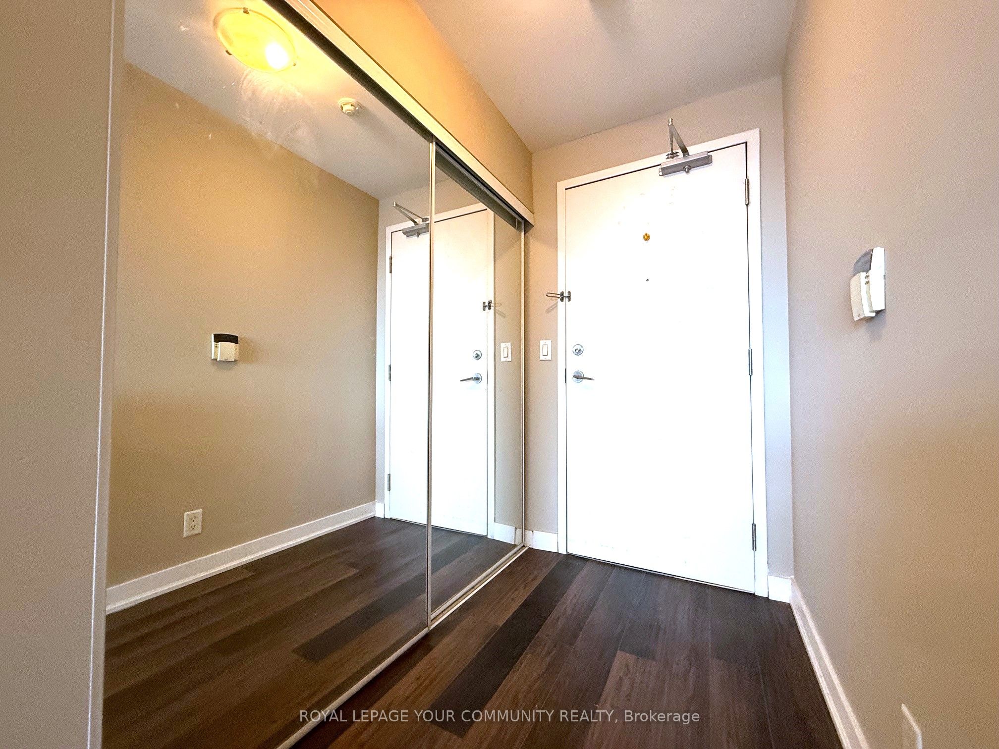 38 Lee Centre Drive 3512, Toronto, ON M1H 3J7 photo 3