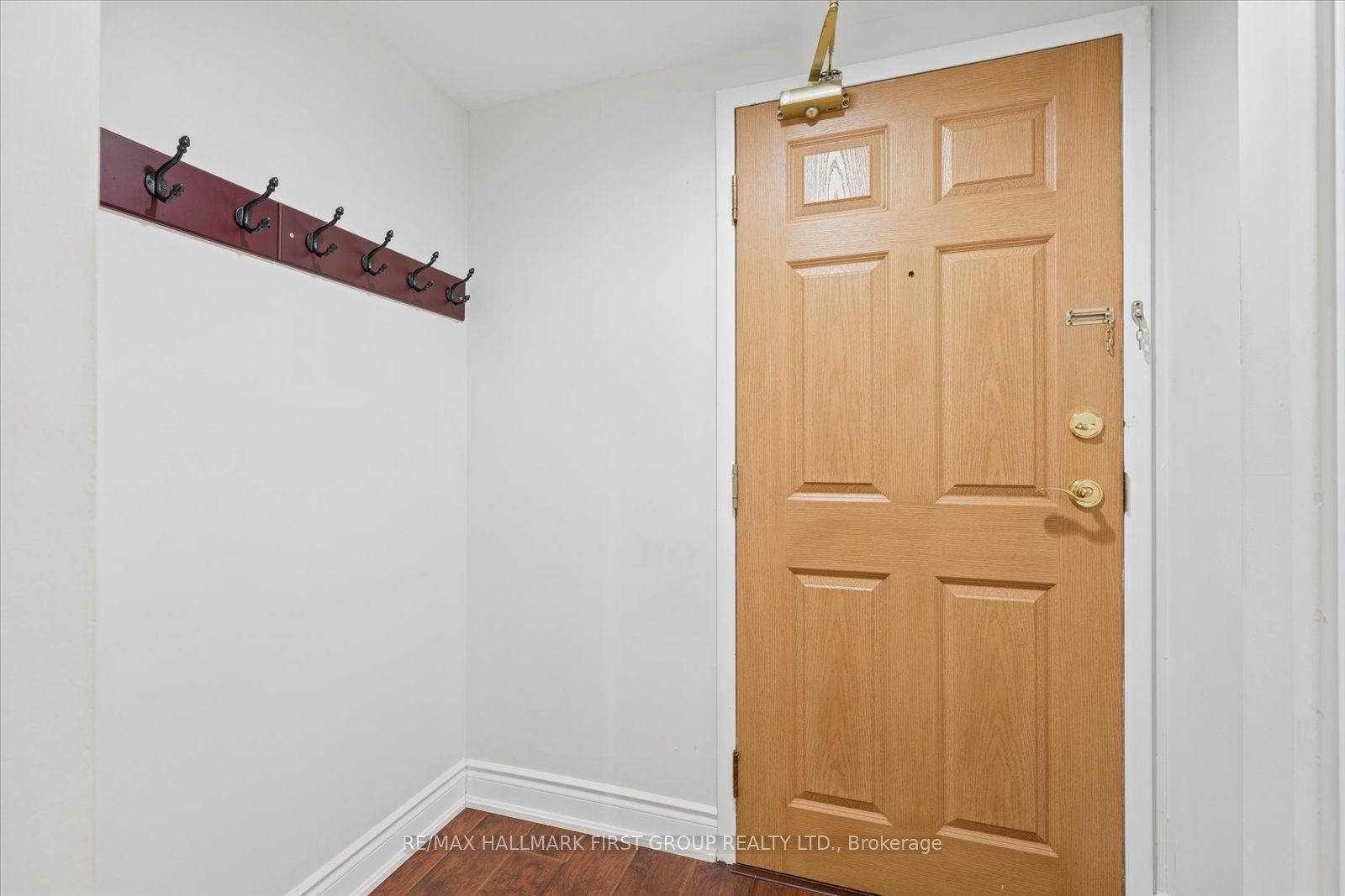 2 Westney Road N 206, Ajax, ON L1T 3H3 photo 4