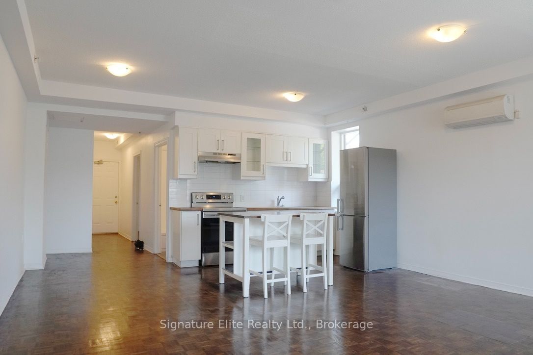 529 Danforth Avenue 2, Toronto, ON M4K 1P7