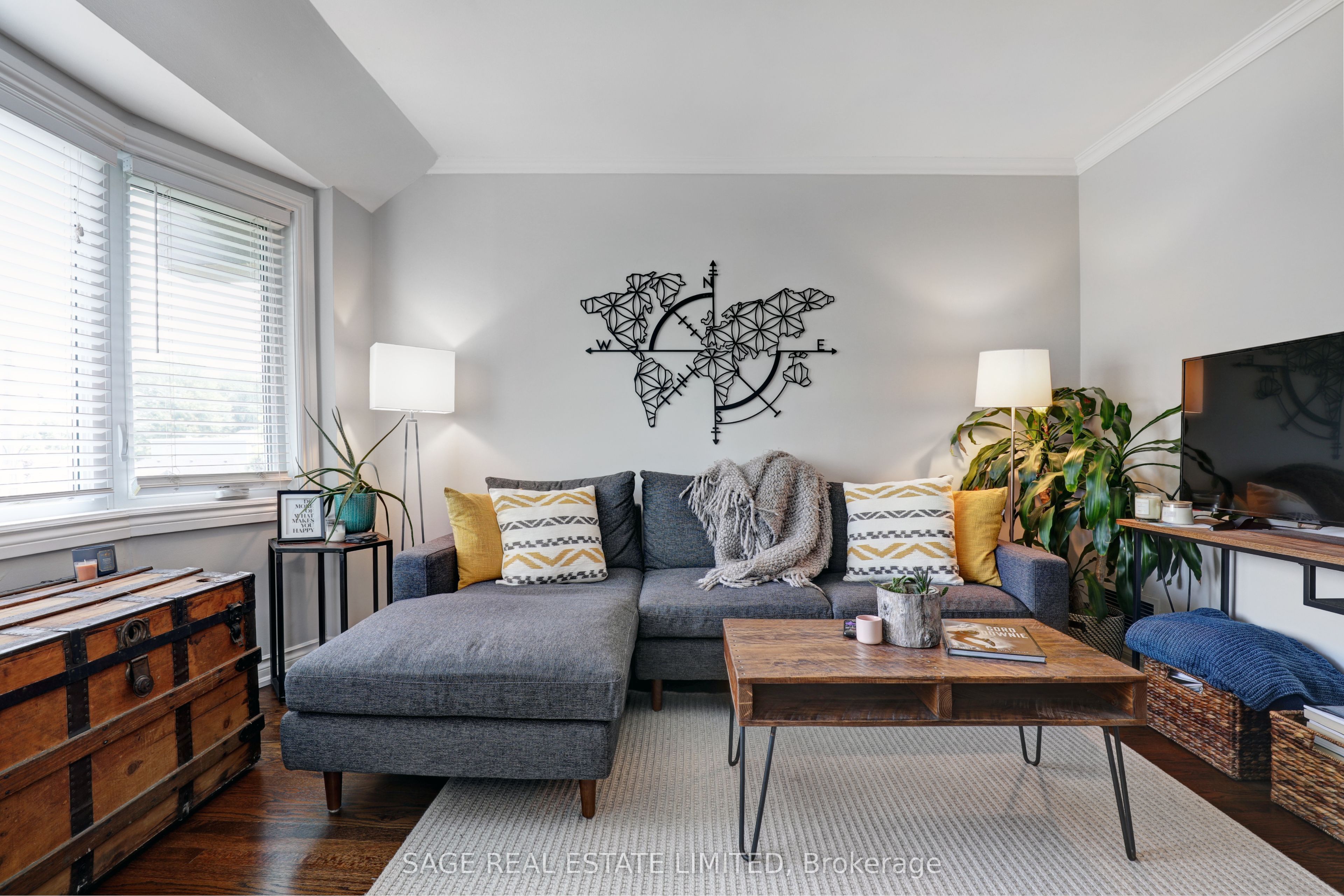 60 Kippendavie Avenue 301, Toronto, ON M4L 3R5 photo 4