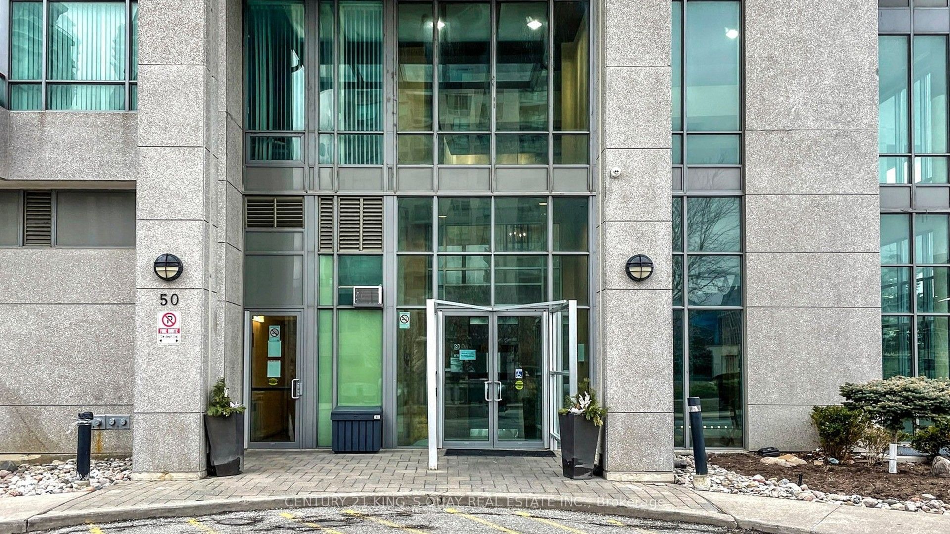 50 Brian Harrison Way PH3803, Toronto, ON M1P 5J4 photo 4