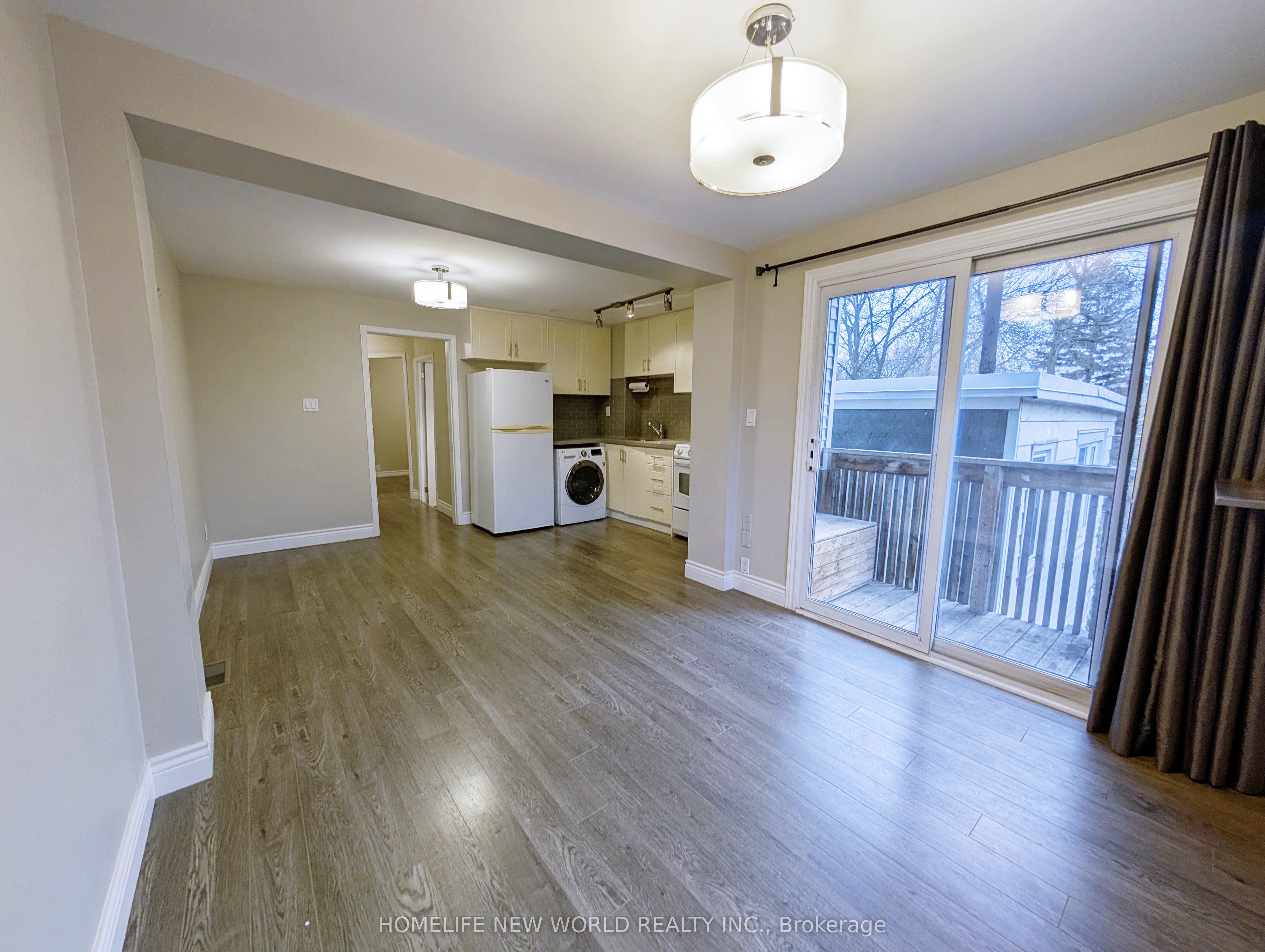 258 Kenilworth Avenue 2, Toronto, ON M4L 3S8 photo 4