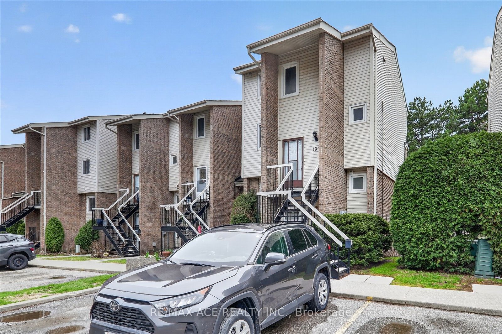 1360 Glenanna Road 16A, Pickering, ON L1V 2V9 photo 4