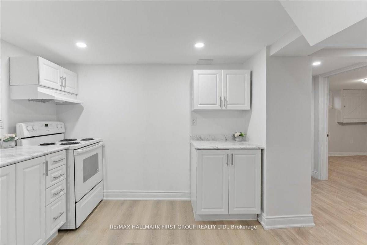 46 Tulloch Drive Basement, Ajax, ON L1S 2S1 photo 3