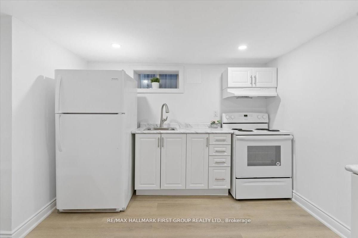 46 Tulloch Drive Basement, Ajax, ON L1S 2S1 photo 4