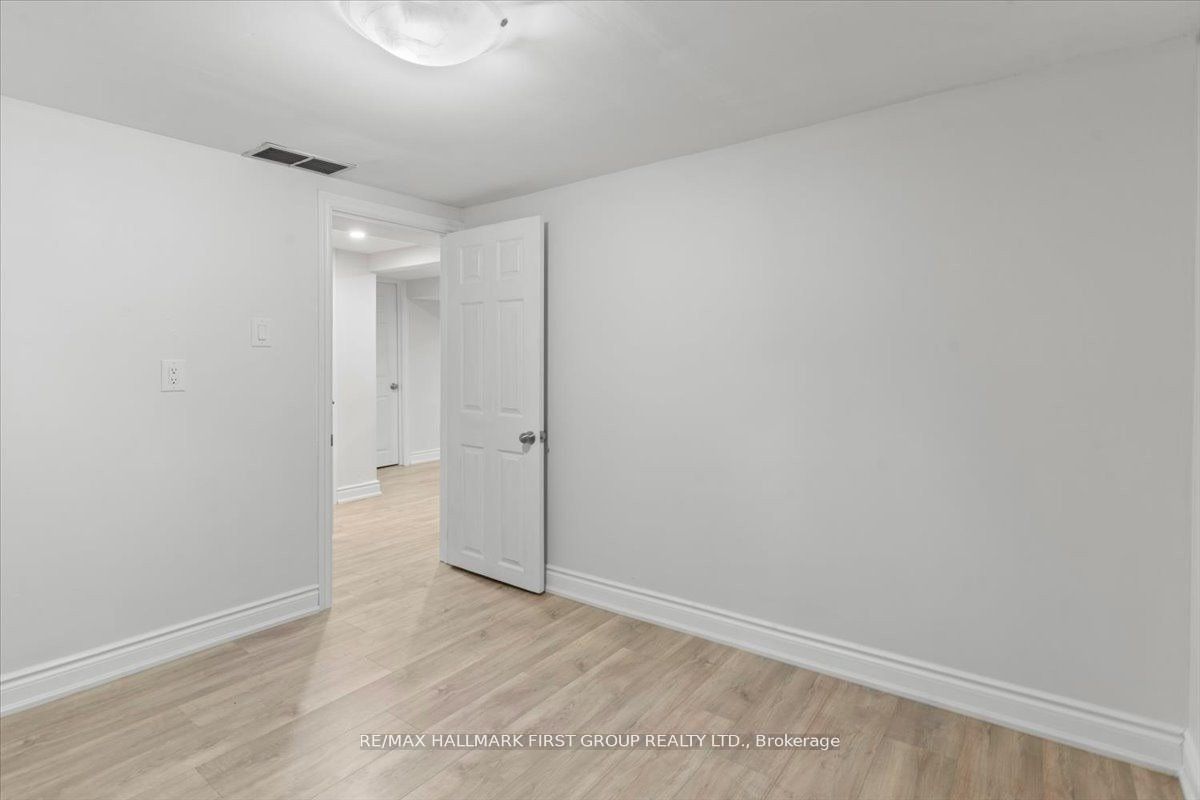 46 Tulloch Drive Basement, Ajax, ON L1S 2S1 photo 5