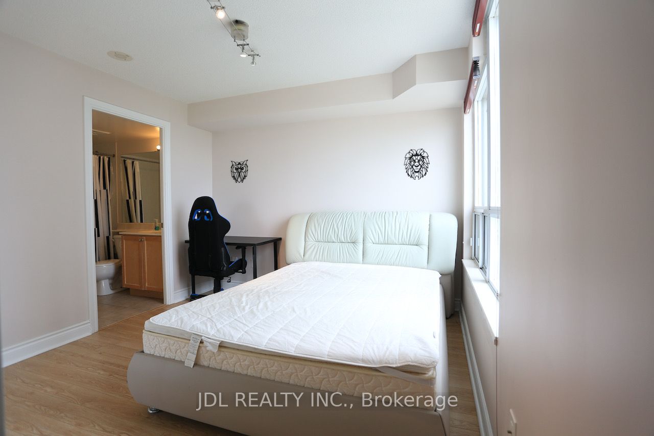 60 Brian Harrison Way 604, Toronto, ON M1P 5J5 photo 5