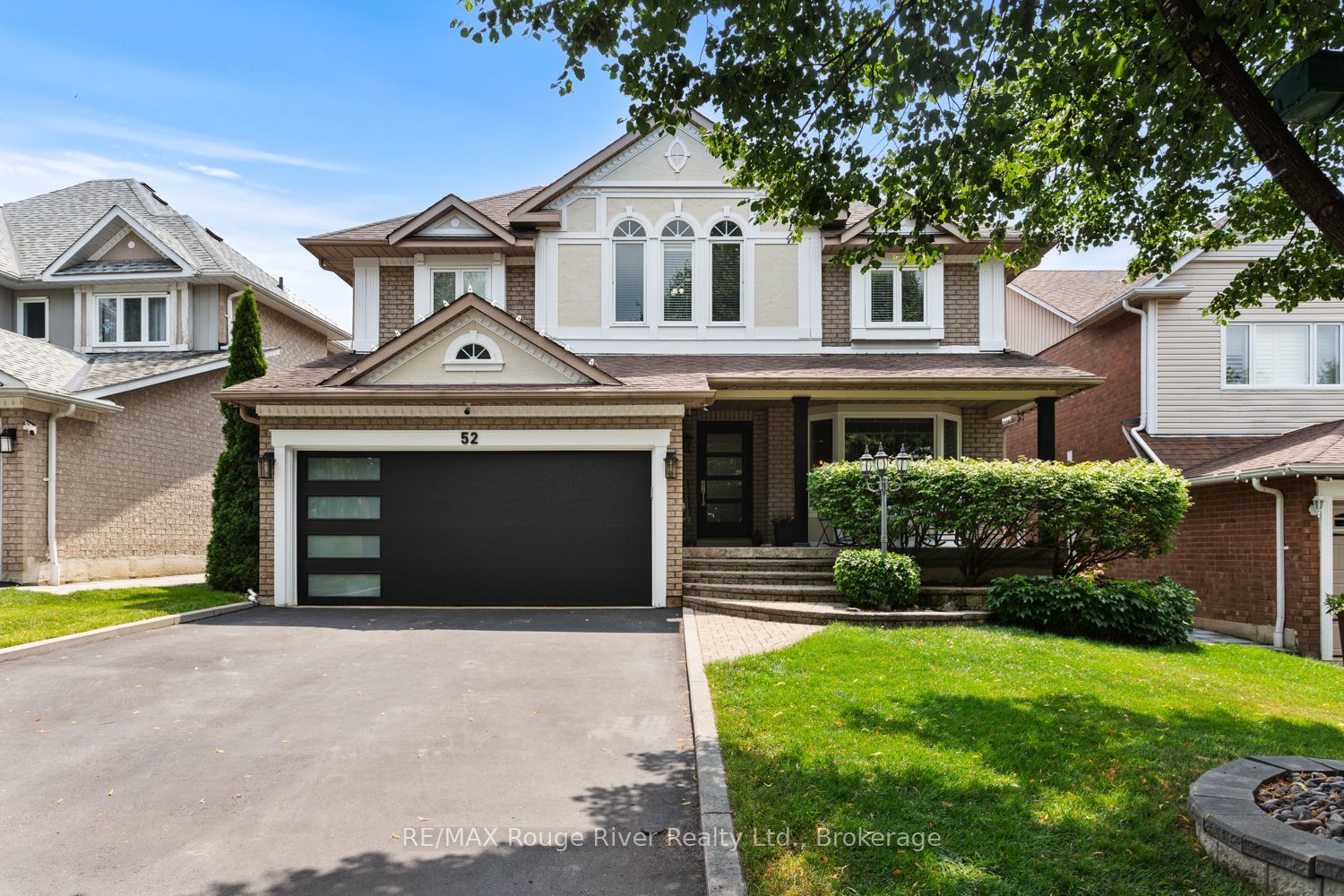 52 Mortimer Crescent, Ajax, ON L1T 3Y2