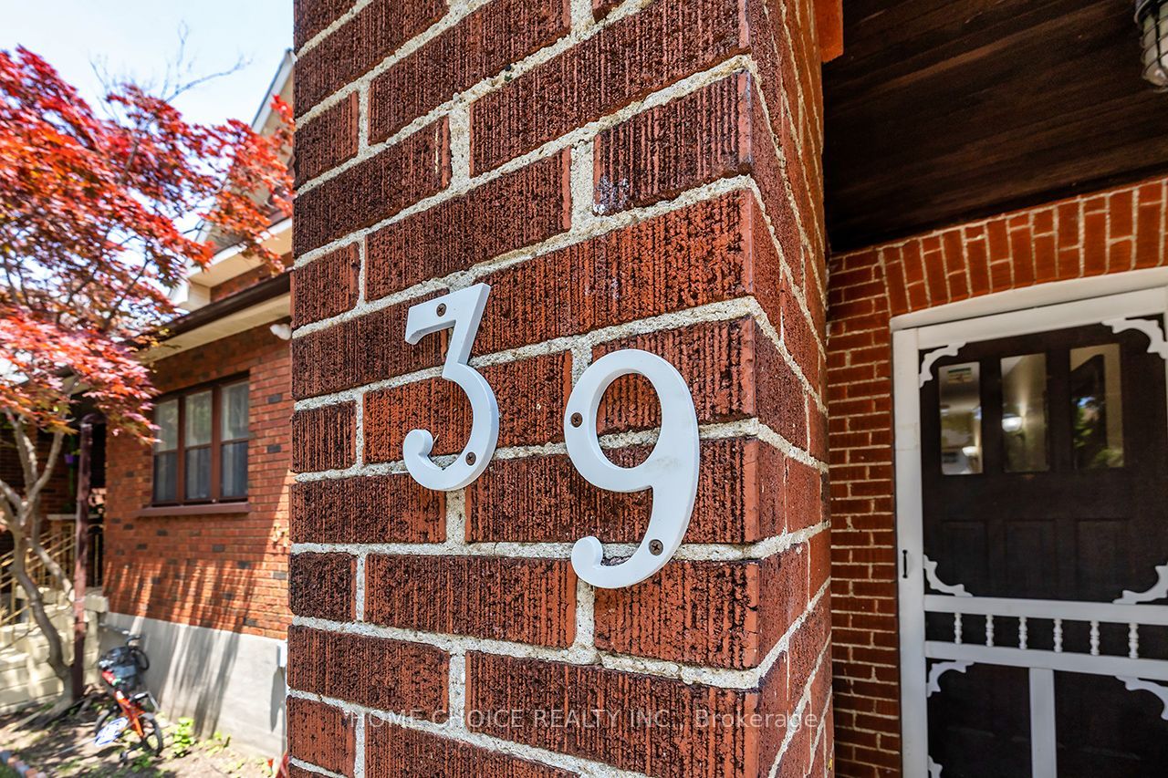 39 Burk Street, Oshawa, ON L1J 4C1 photo 3