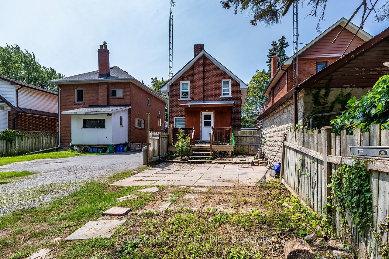 39 Burk Street, Oshawa, ON L1J 4C1 photo 5