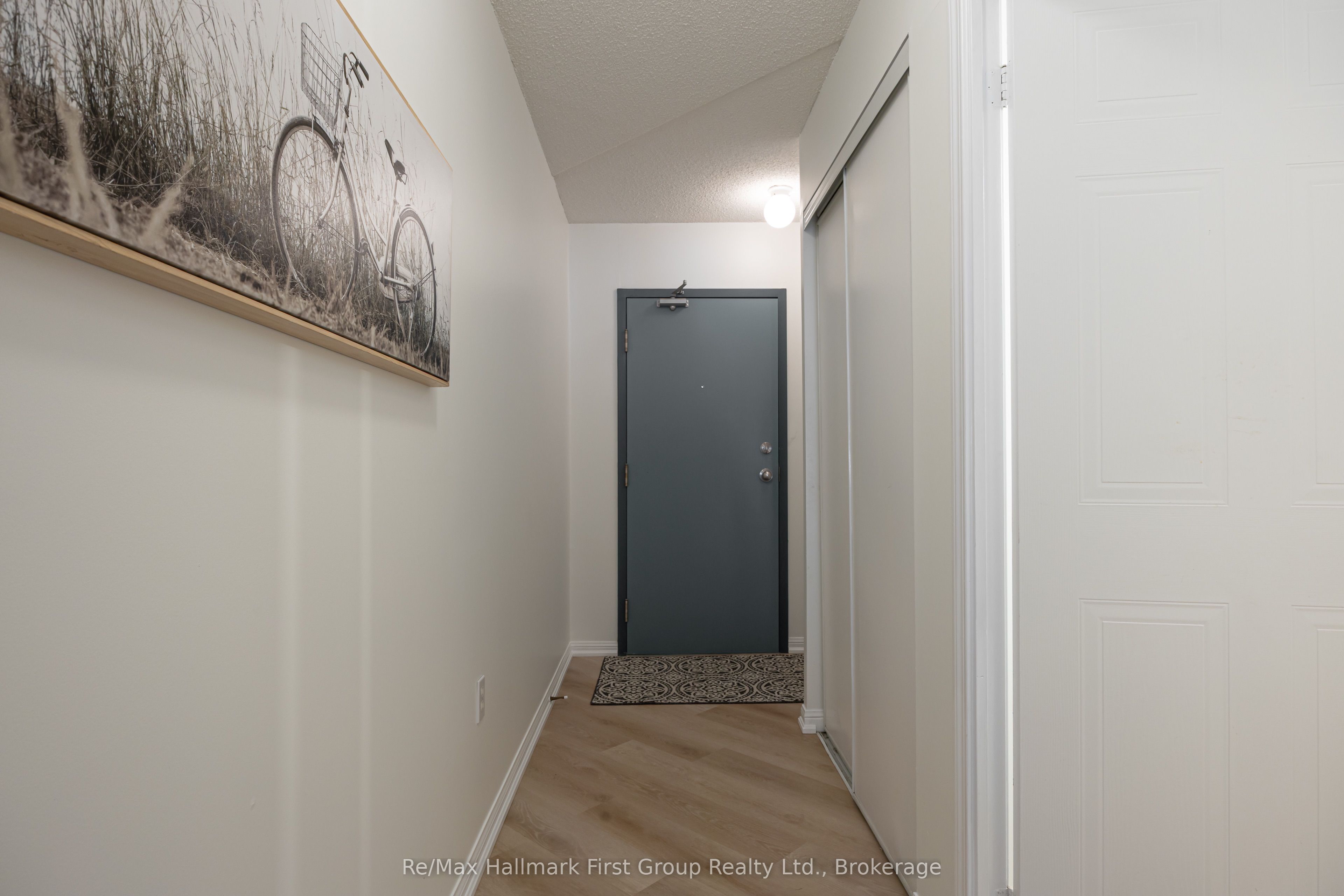 95 Wellington Street 213, Clarington, ON L1C 5A1 photo 5