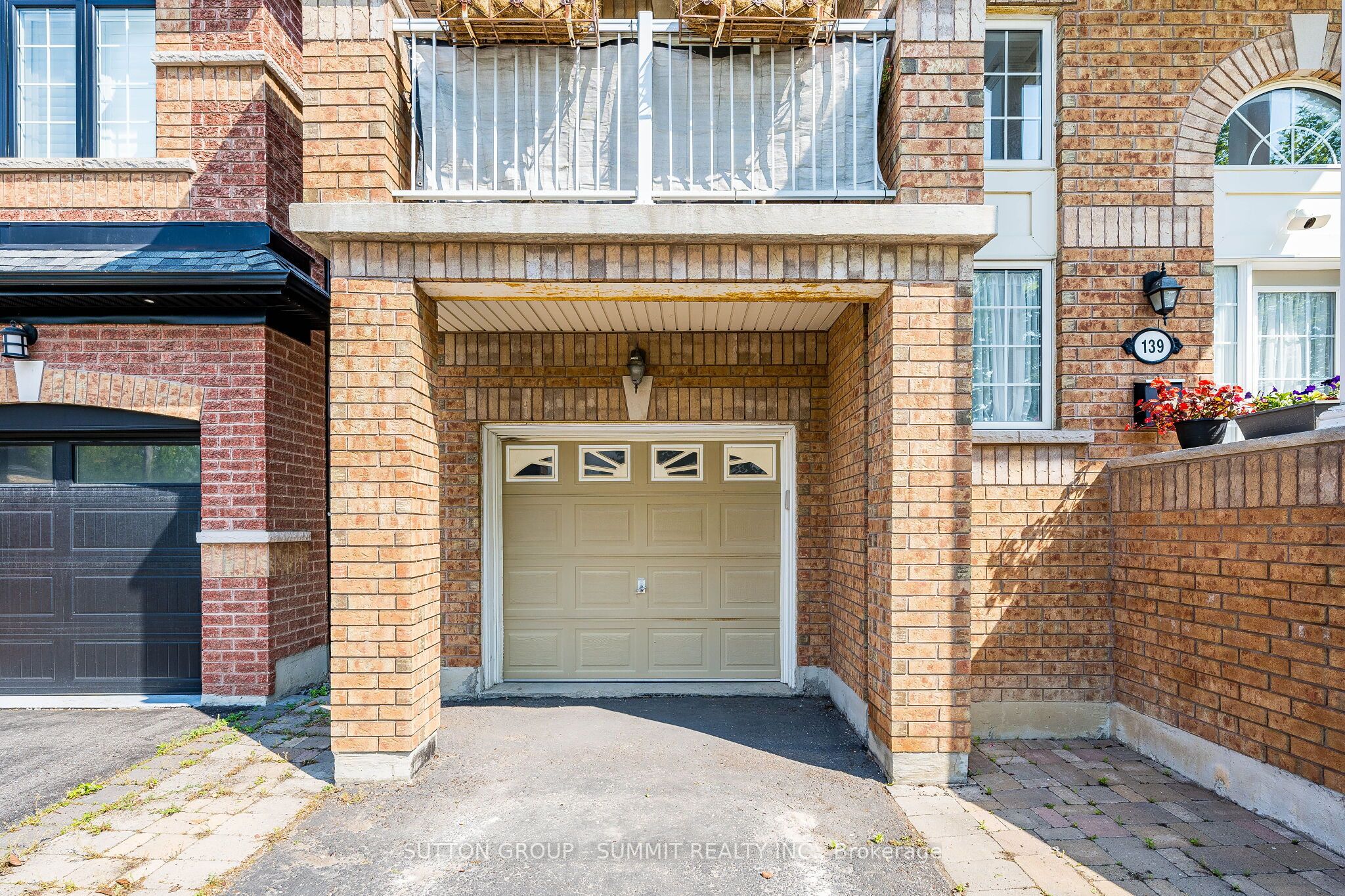 139 Oceanpearl Crescent, Whitby, ON L1N 0C7 photo 2