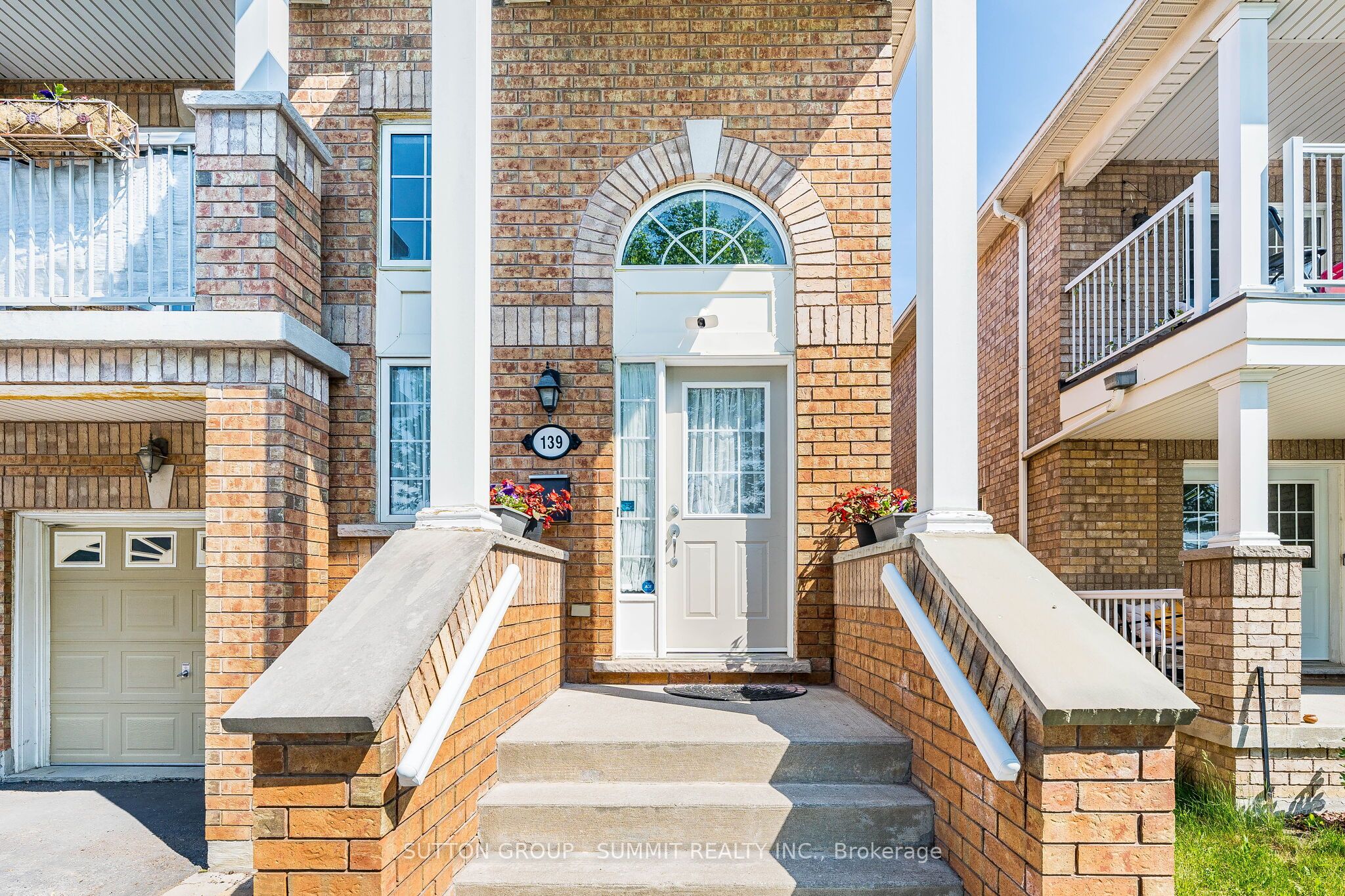 139 Oceanpearl Crescent, Whitby, ON L1N 0C7 photo 3