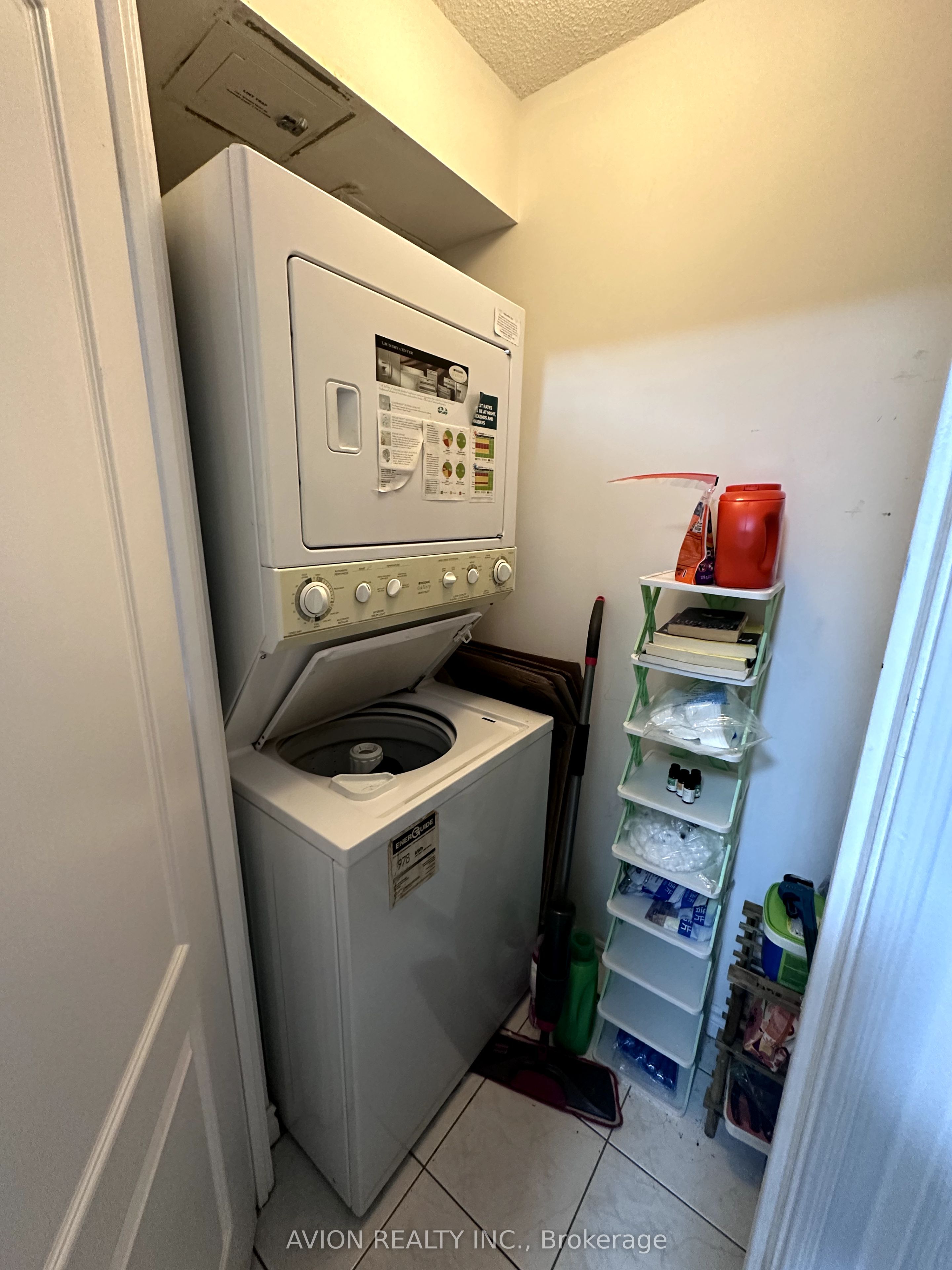 115 Omni Drive 706 Room#1, Toronto, ON M1P 5B4 photo 3