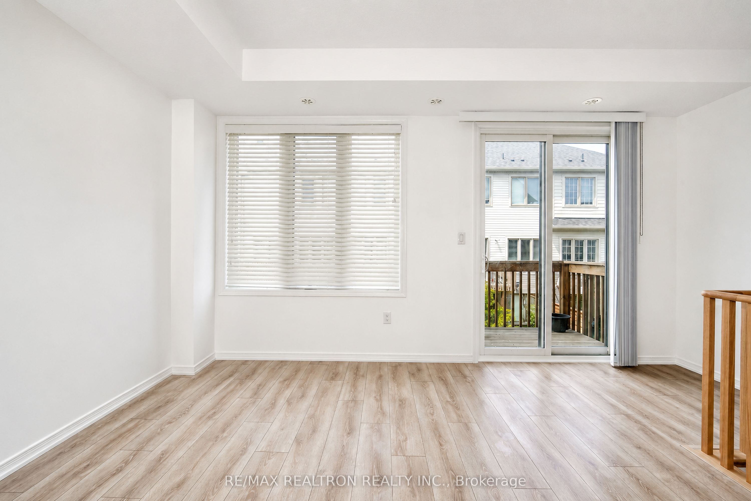 2560 Earleville Path, Oshawa, ON L1L 0P9 photo 5