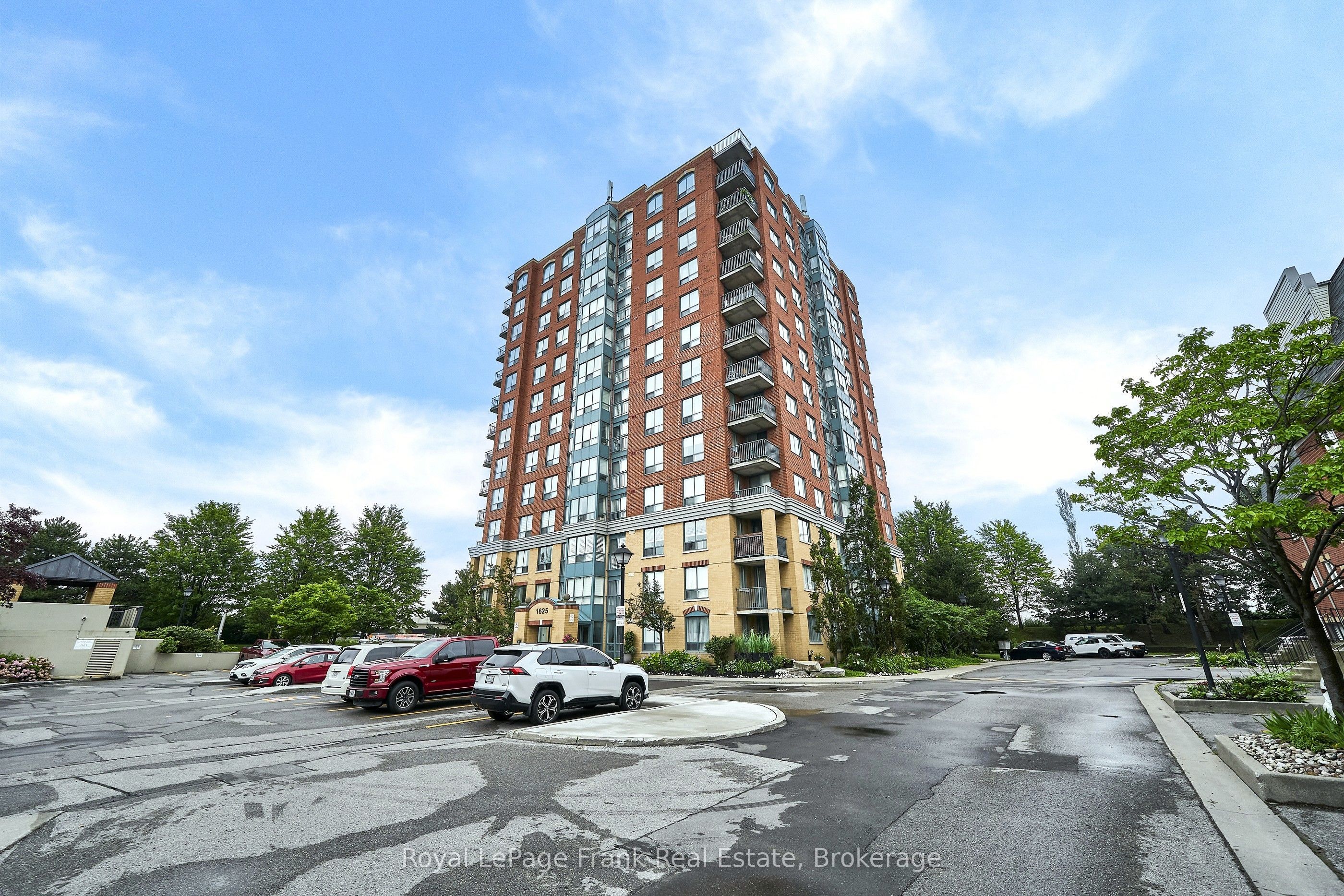 1625 Pickering Parkway 808, Pickering, ON L1V 6Z6 photo 2