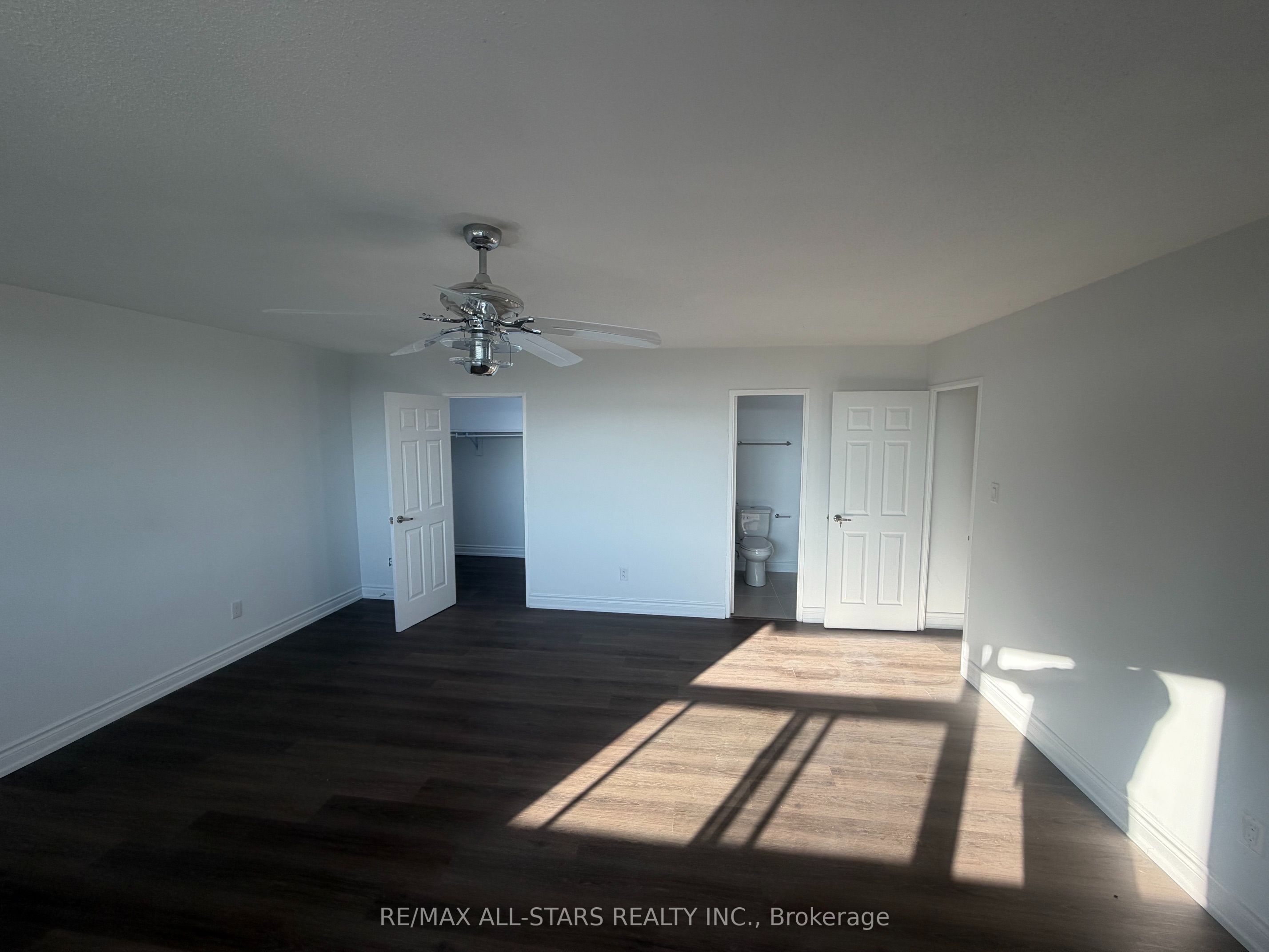 180 Markham Road 603, Toronto, ON M1M 2Z9 photo 3