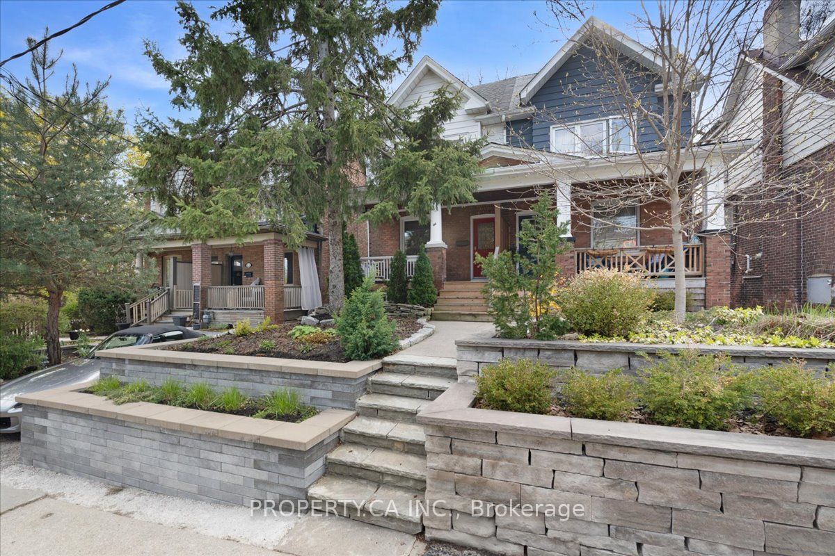 44 Beach View Crescent, Toronto, ON M4E 2L5 photo 2