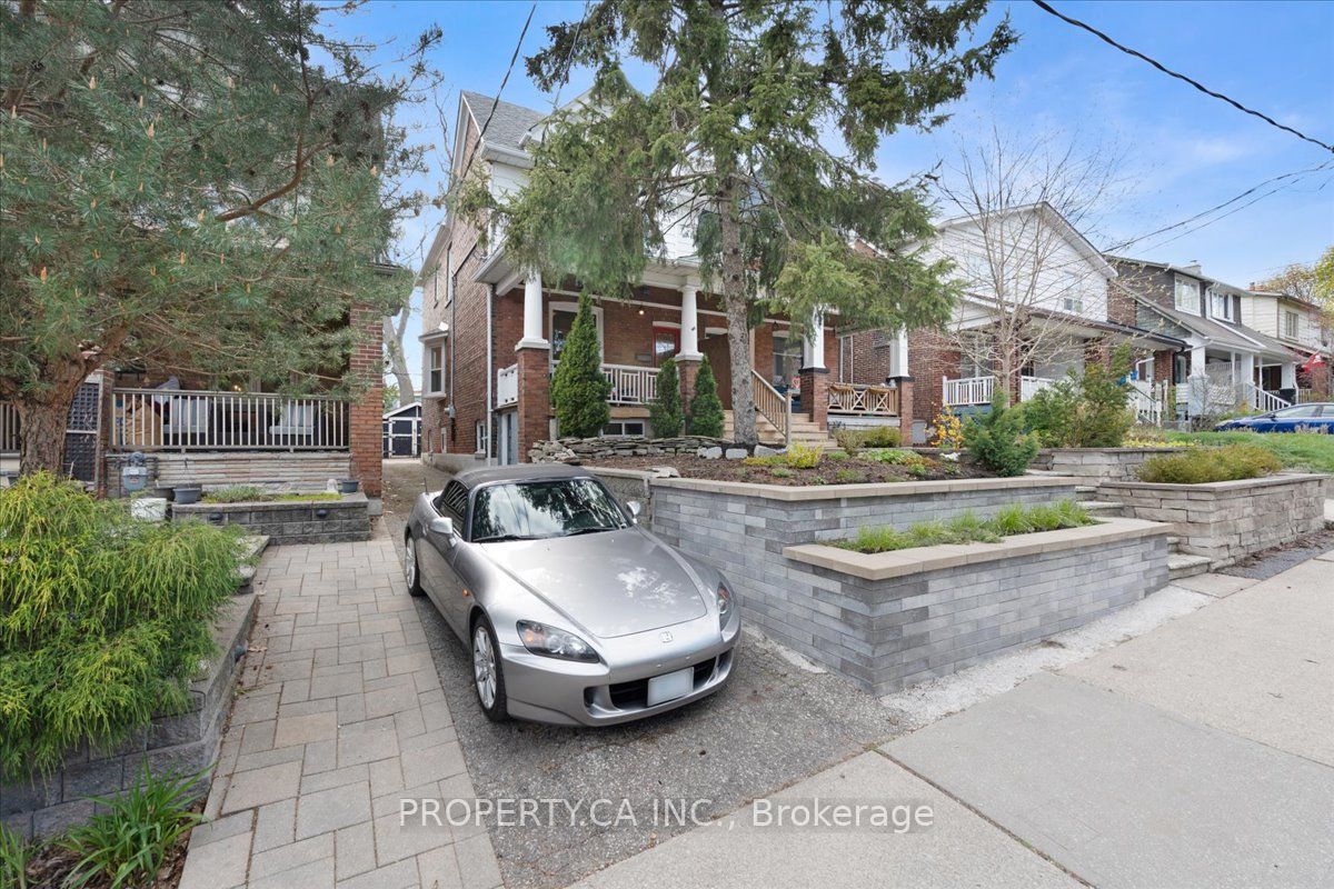 44 Beach View Crescent, Toronto, ON M4E 2L5 photo 3