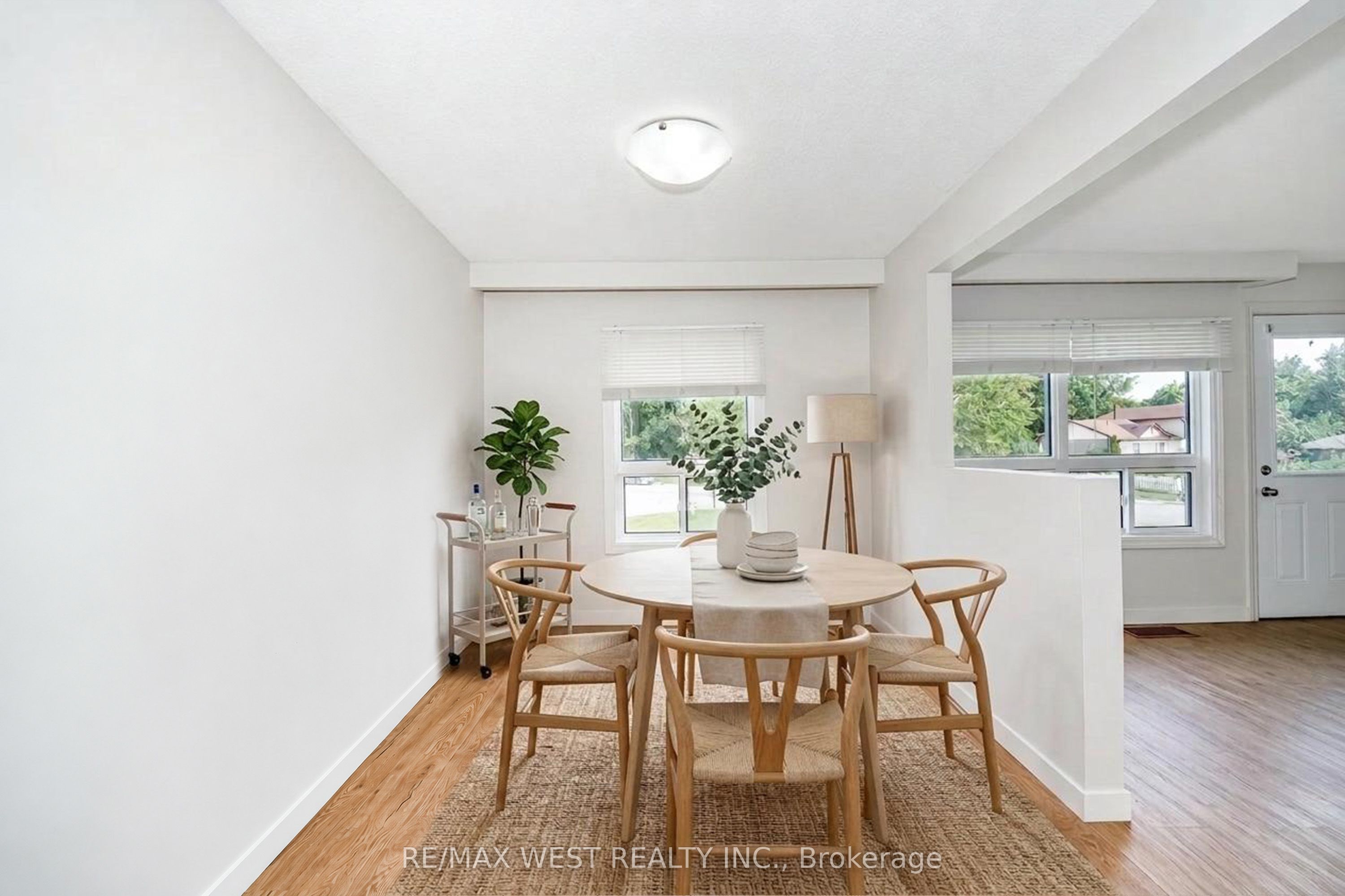 489 Dean Avenue, Oshawa, ON L1H 3E6 photo 5