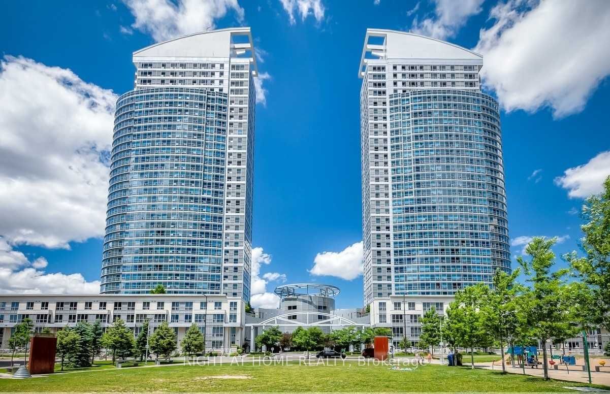 38 Lee Centre Drive 2308, Toronto, ON M1H 3J7