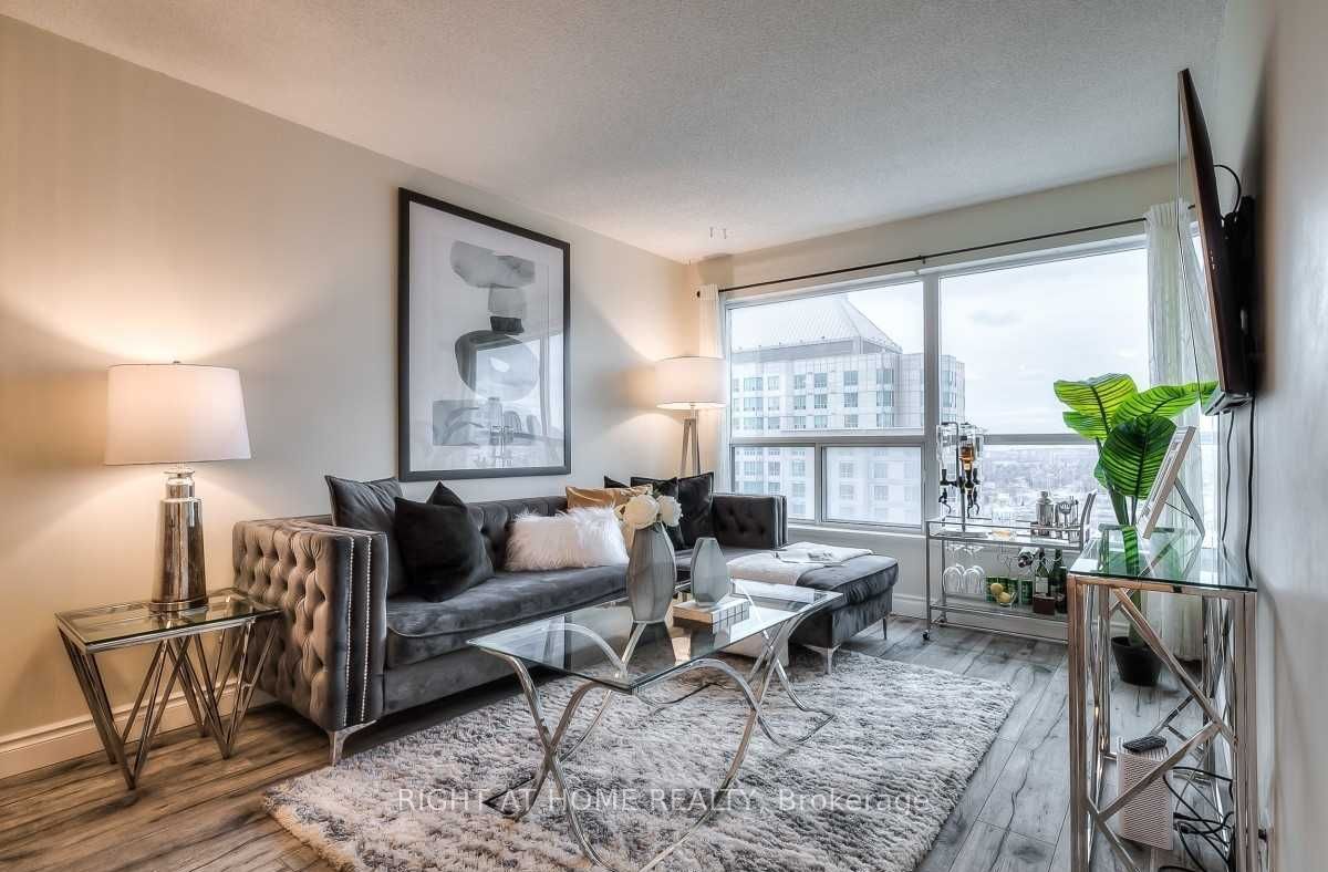 38 Lee Centre Drive 2308, Toronto, ON M1H 3J7 photo 3